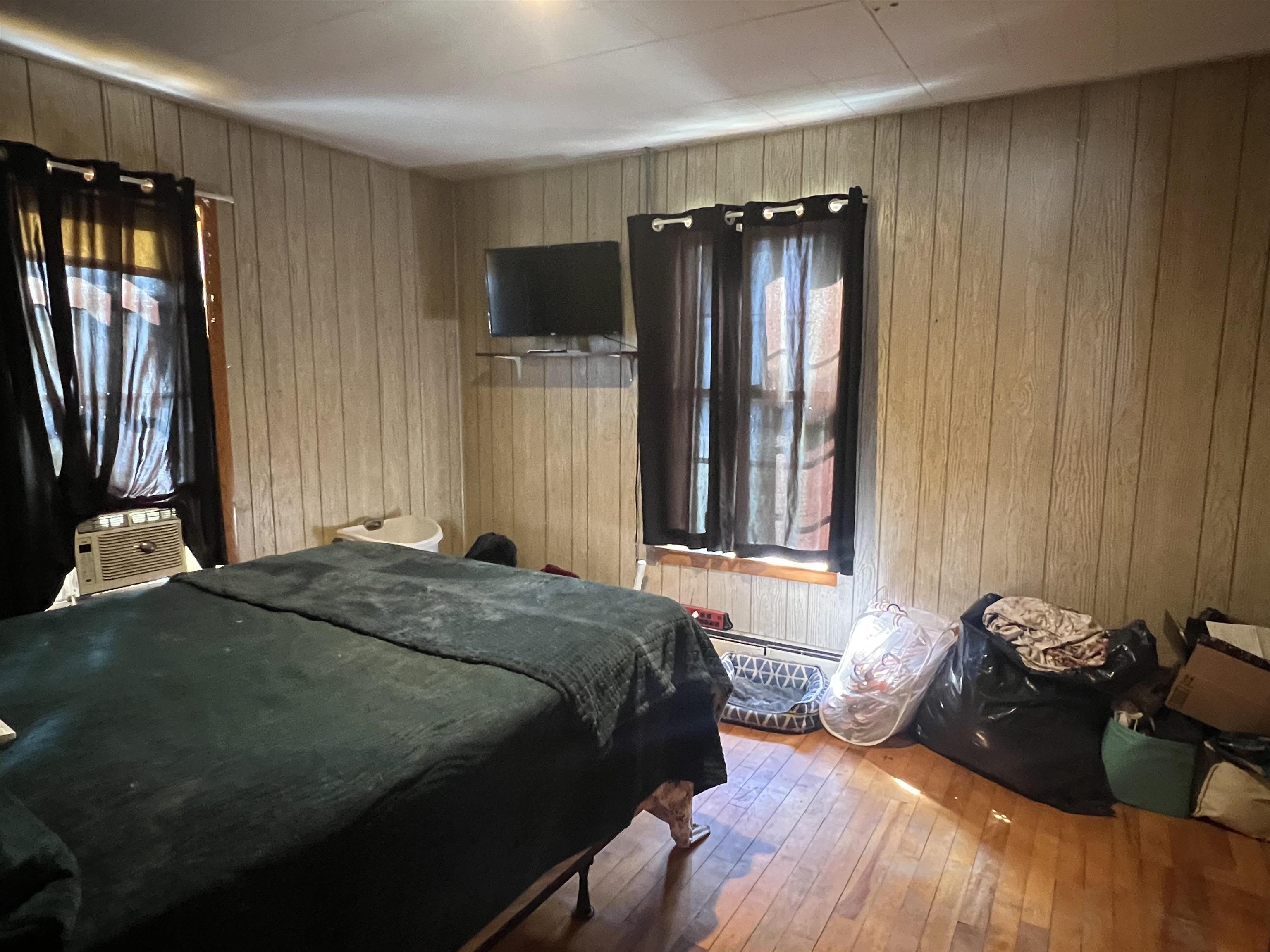 531 Hillsboro Street Property Photo 16