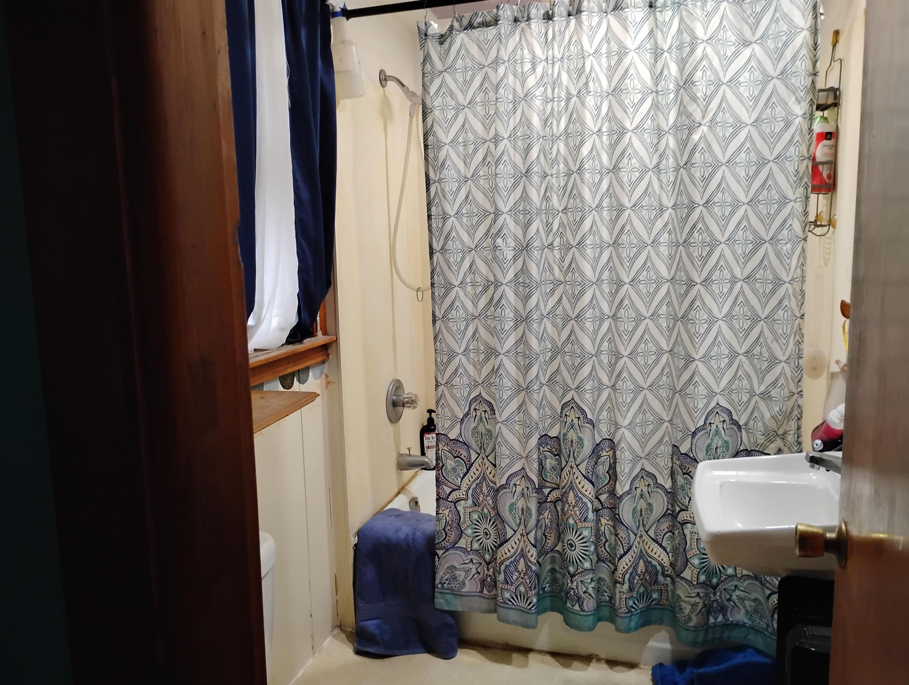 531 Hillsboro Street Property Photo 22