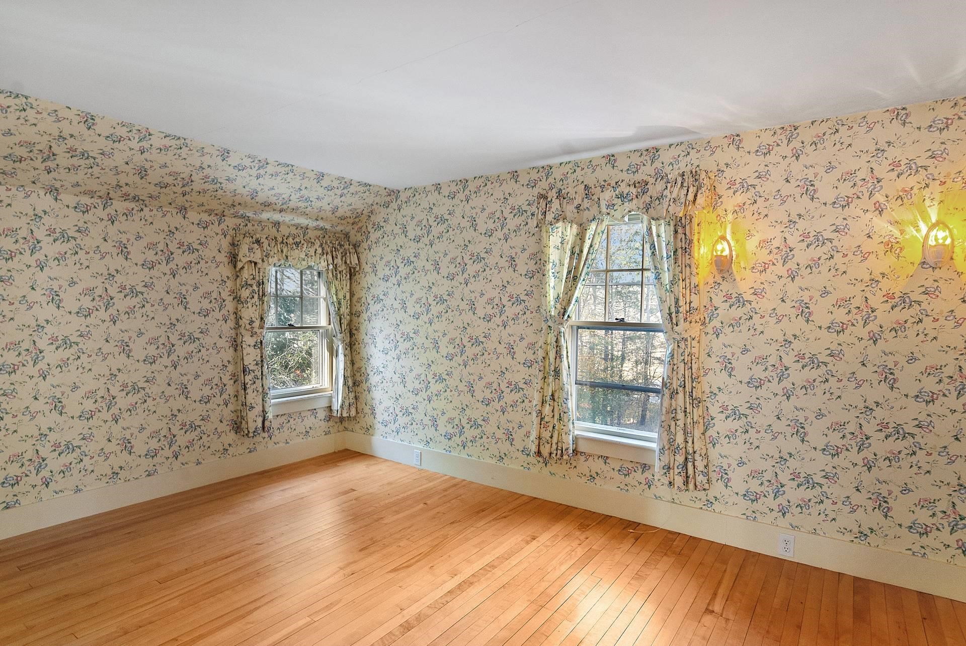 598 East Woodstock Road Property Photo 21