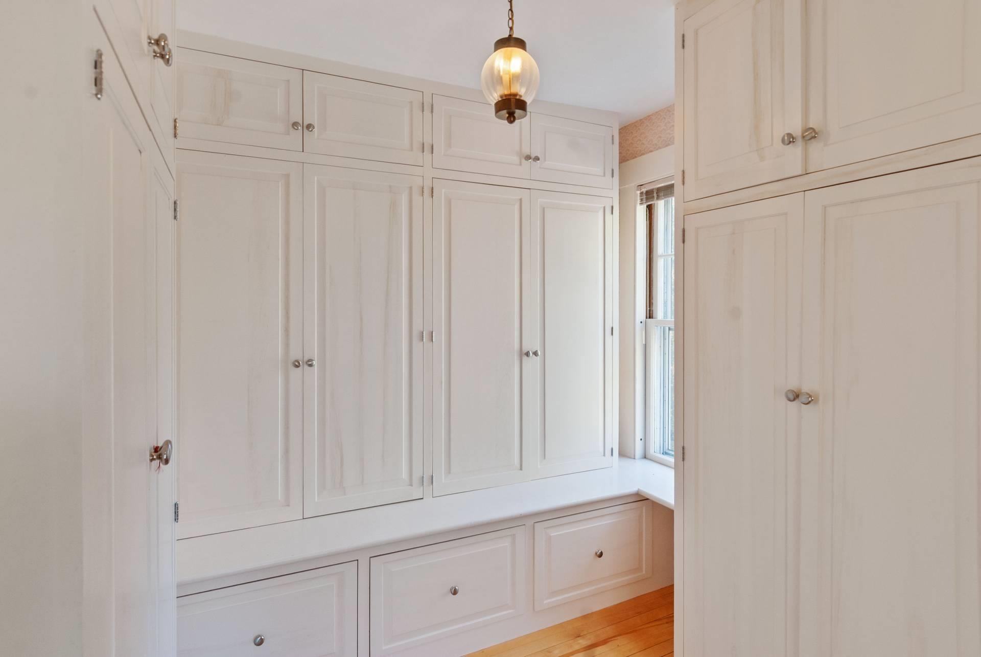 598 East Woodstock Road Property Photo 24