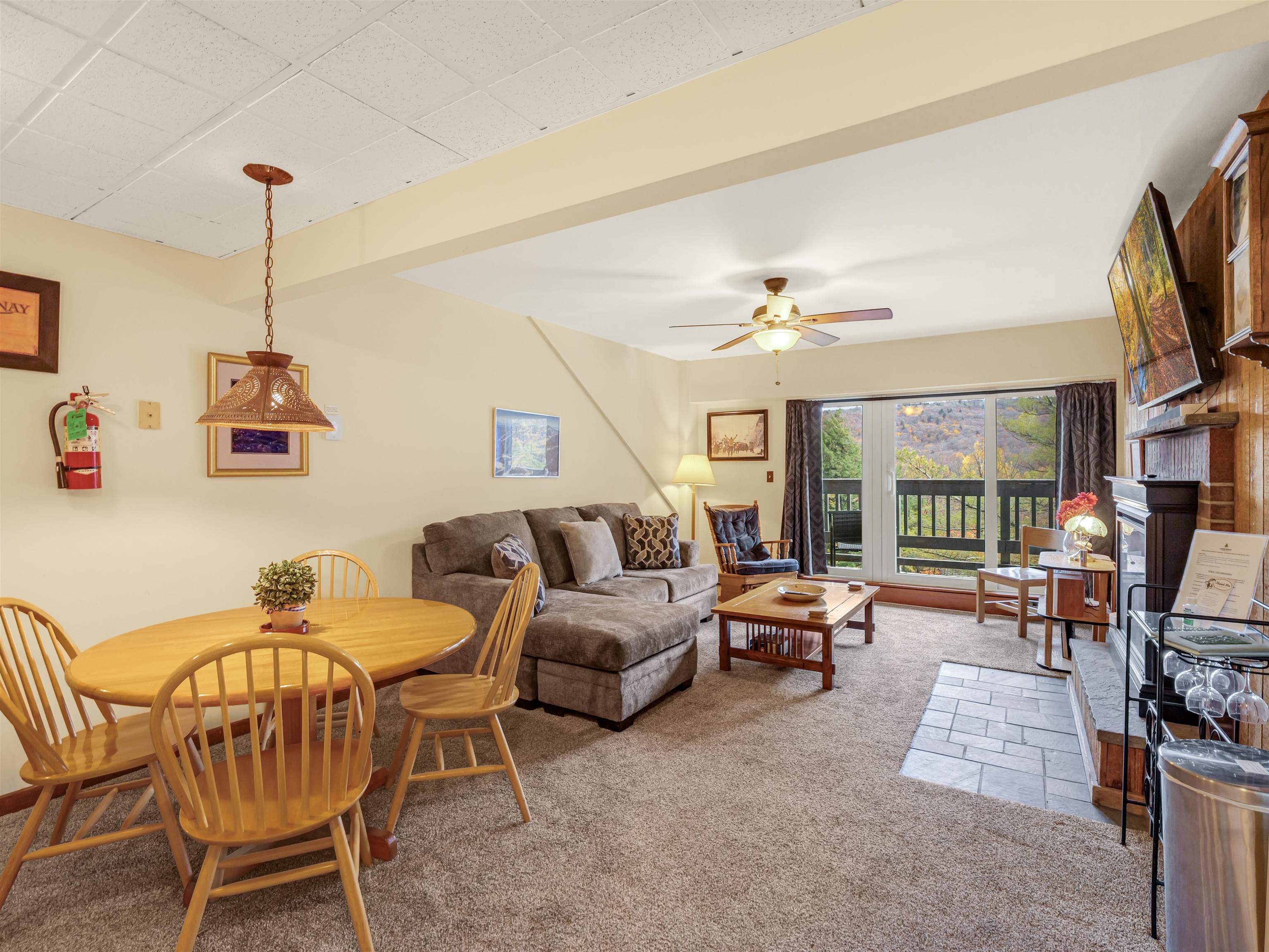 135 East Mountain Road Property Photo 1