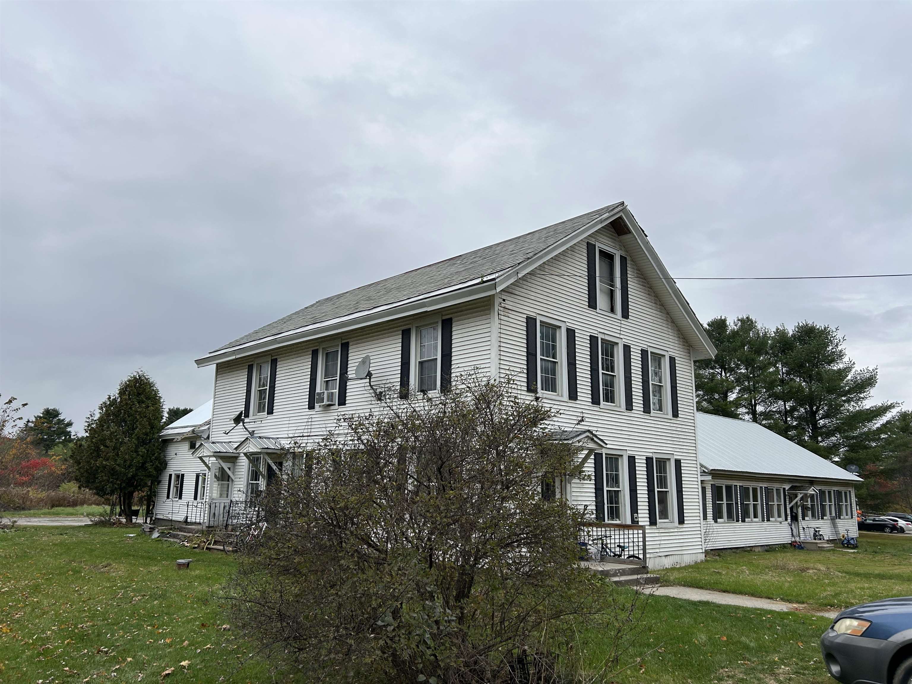 2137 Route 30 N Property Photo 4