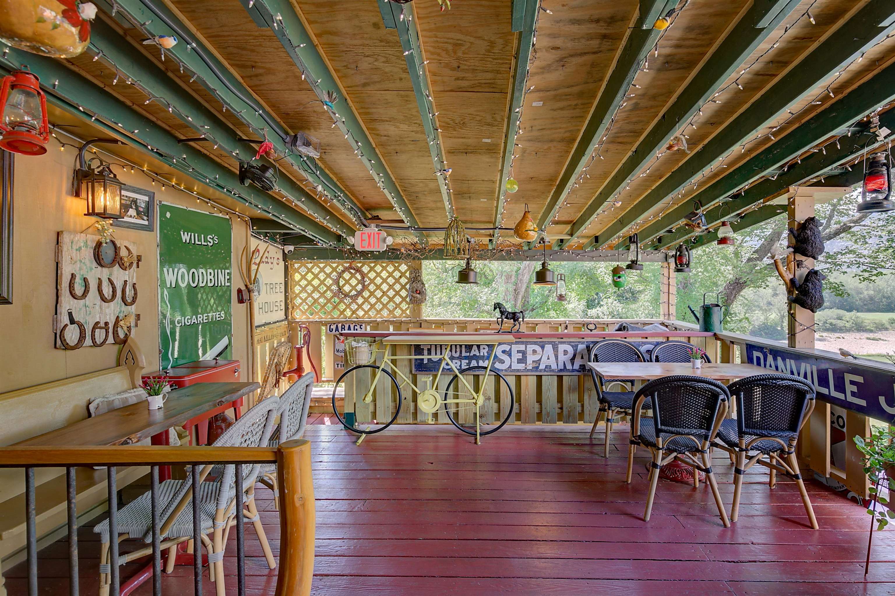 3002 White Mountain Highway Property Photo 5