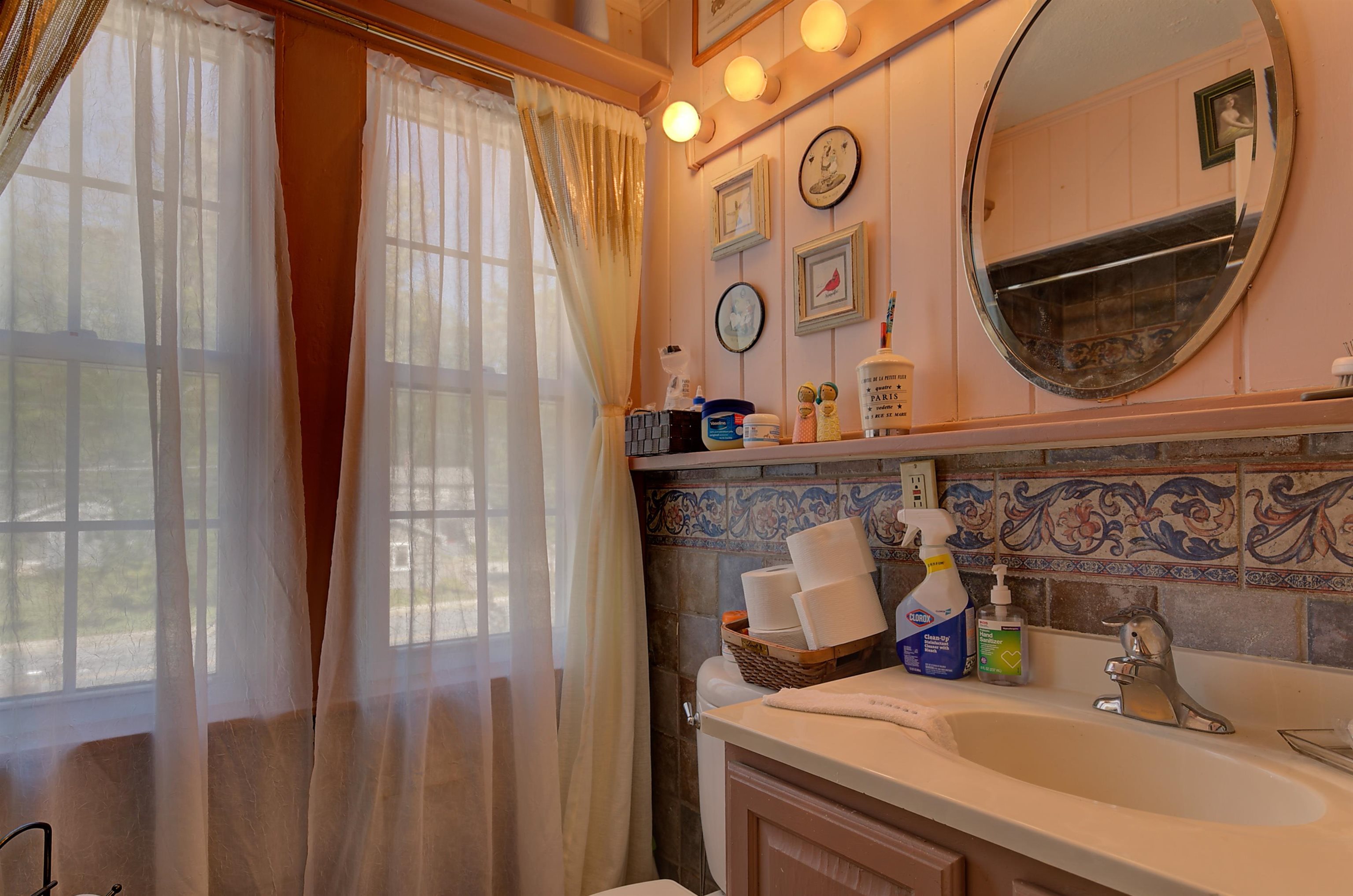 3002 White Mountain Highway Property Photo 13