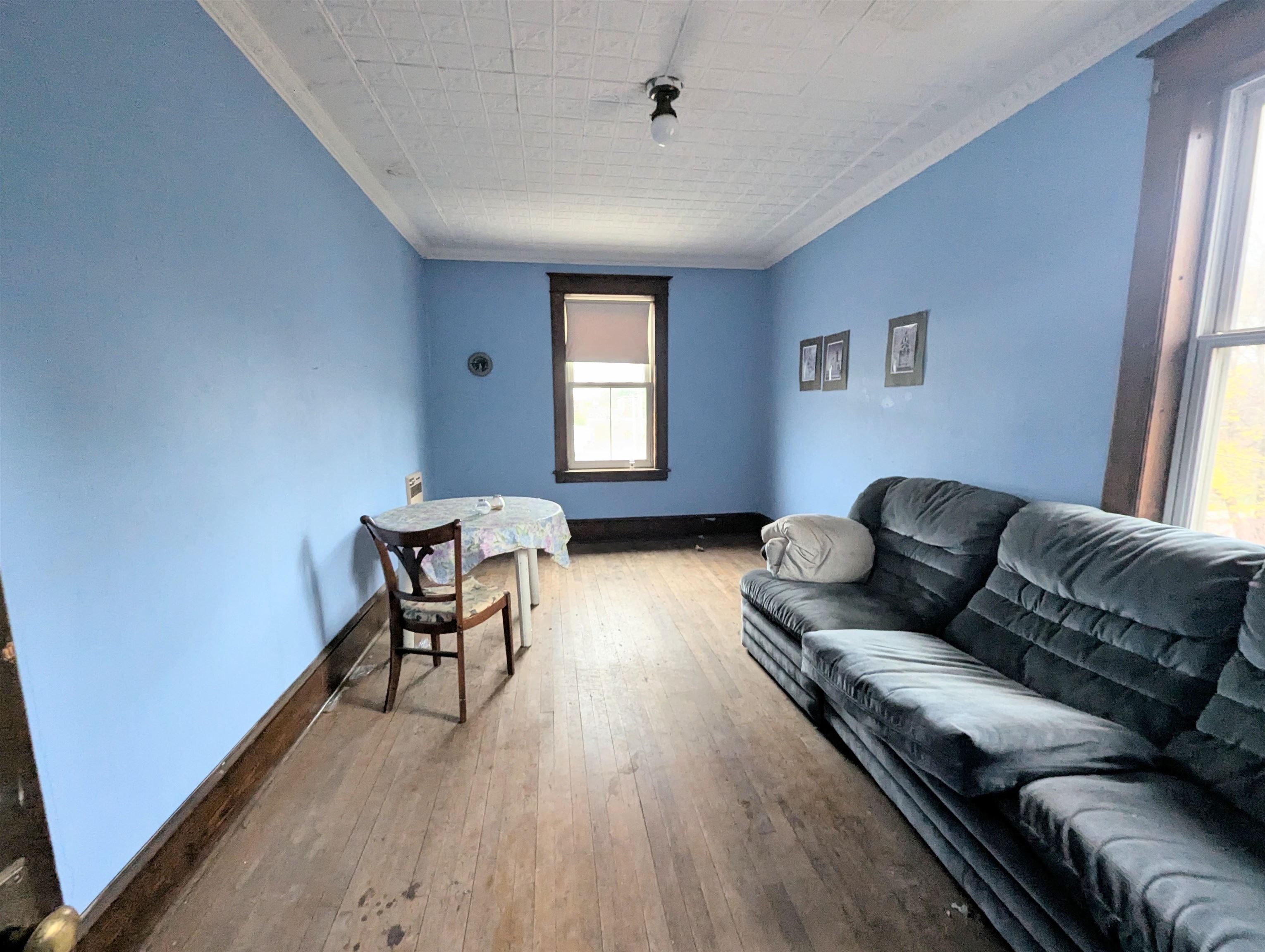 537 Railroad Street Property Photo 44
