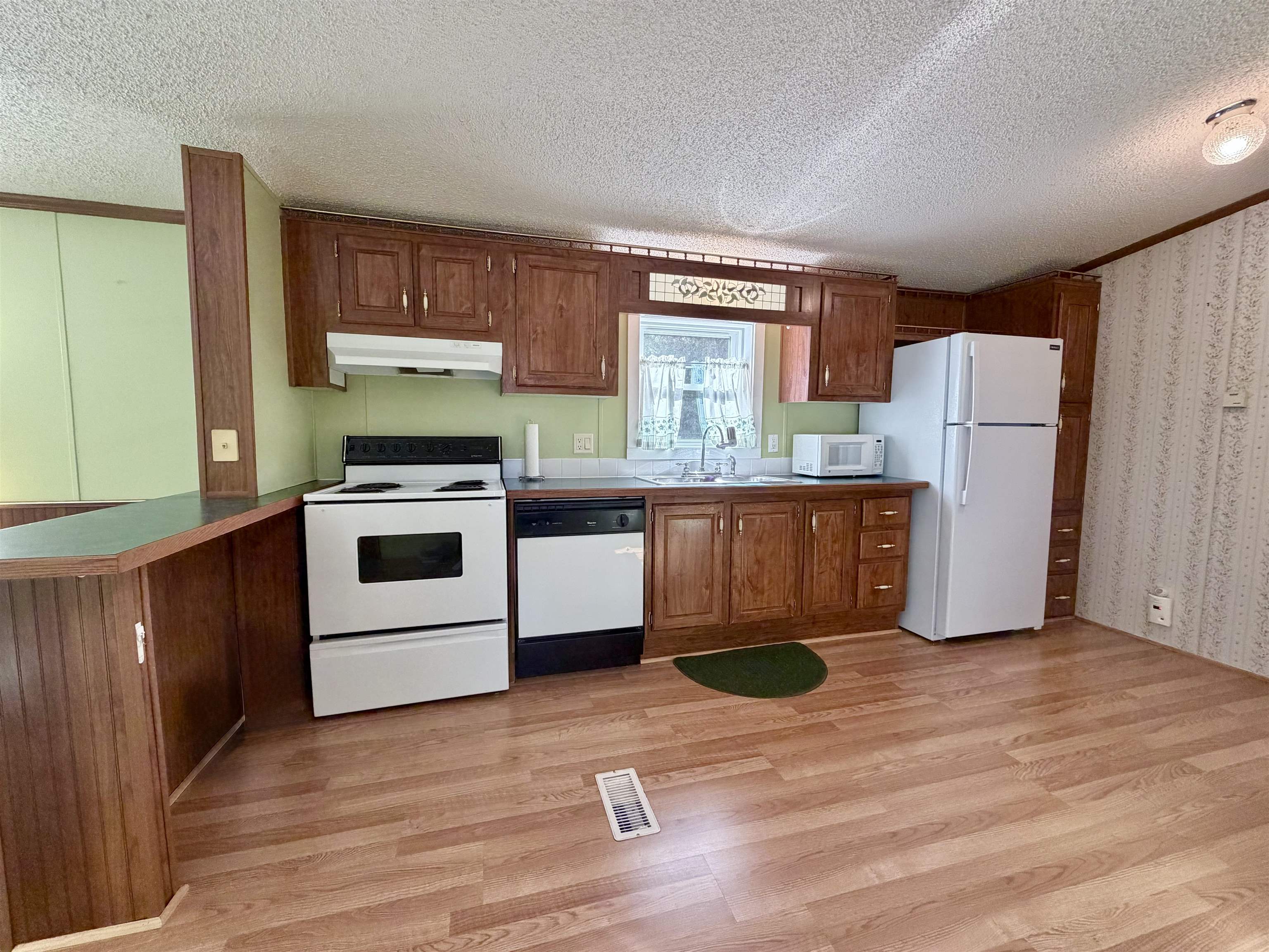 4 Nicole Drive Property Photo 9