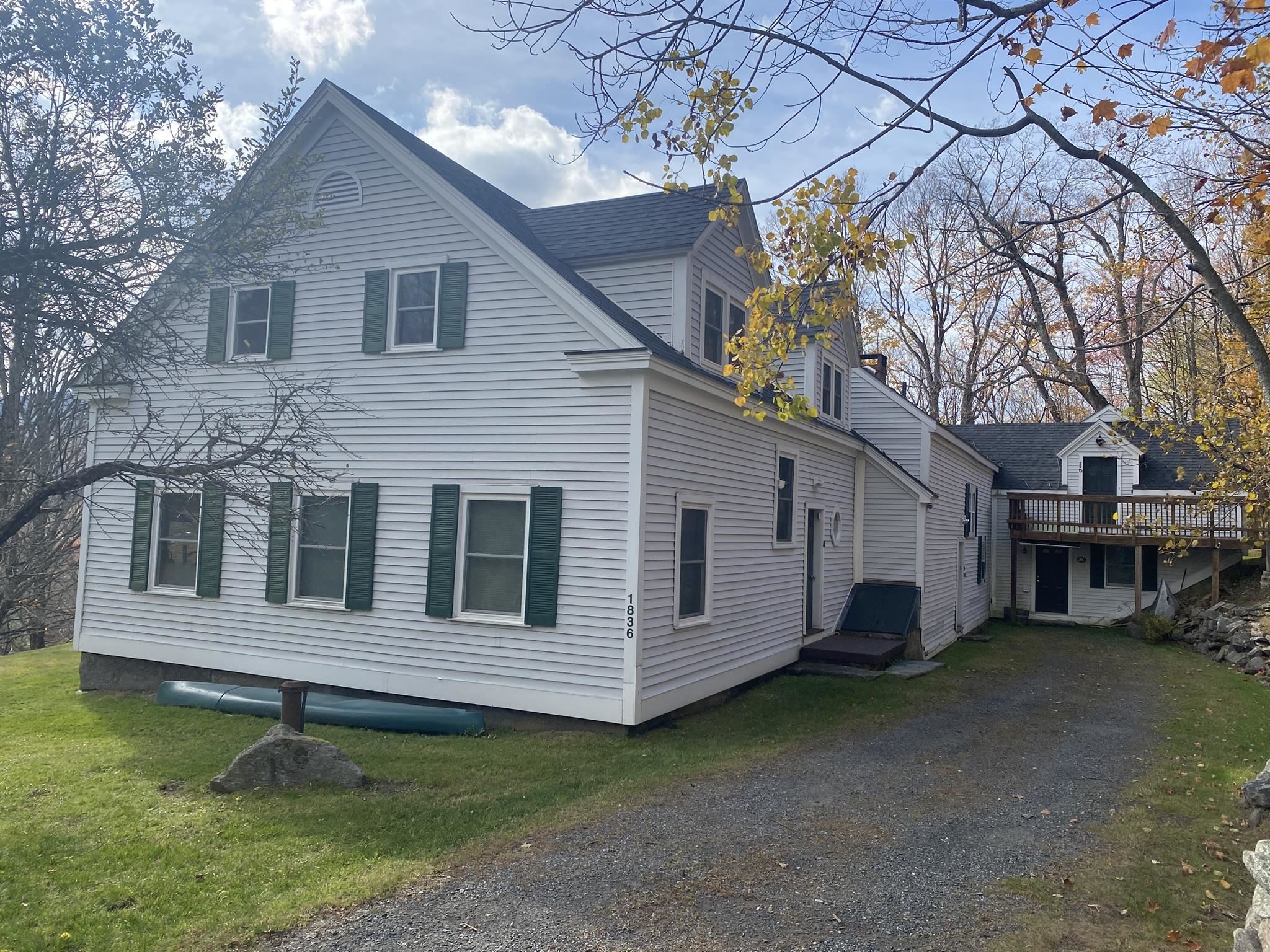 25 Upper Handle Road Property Photo 1