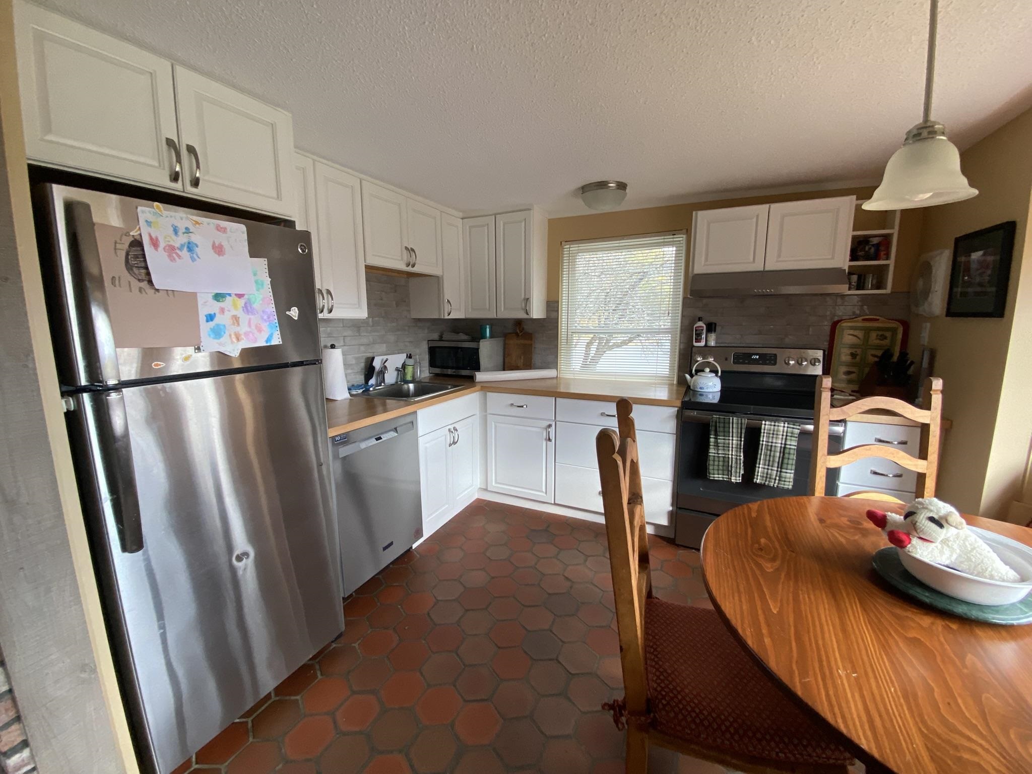 25 Upper Handle Road Property Photo 12