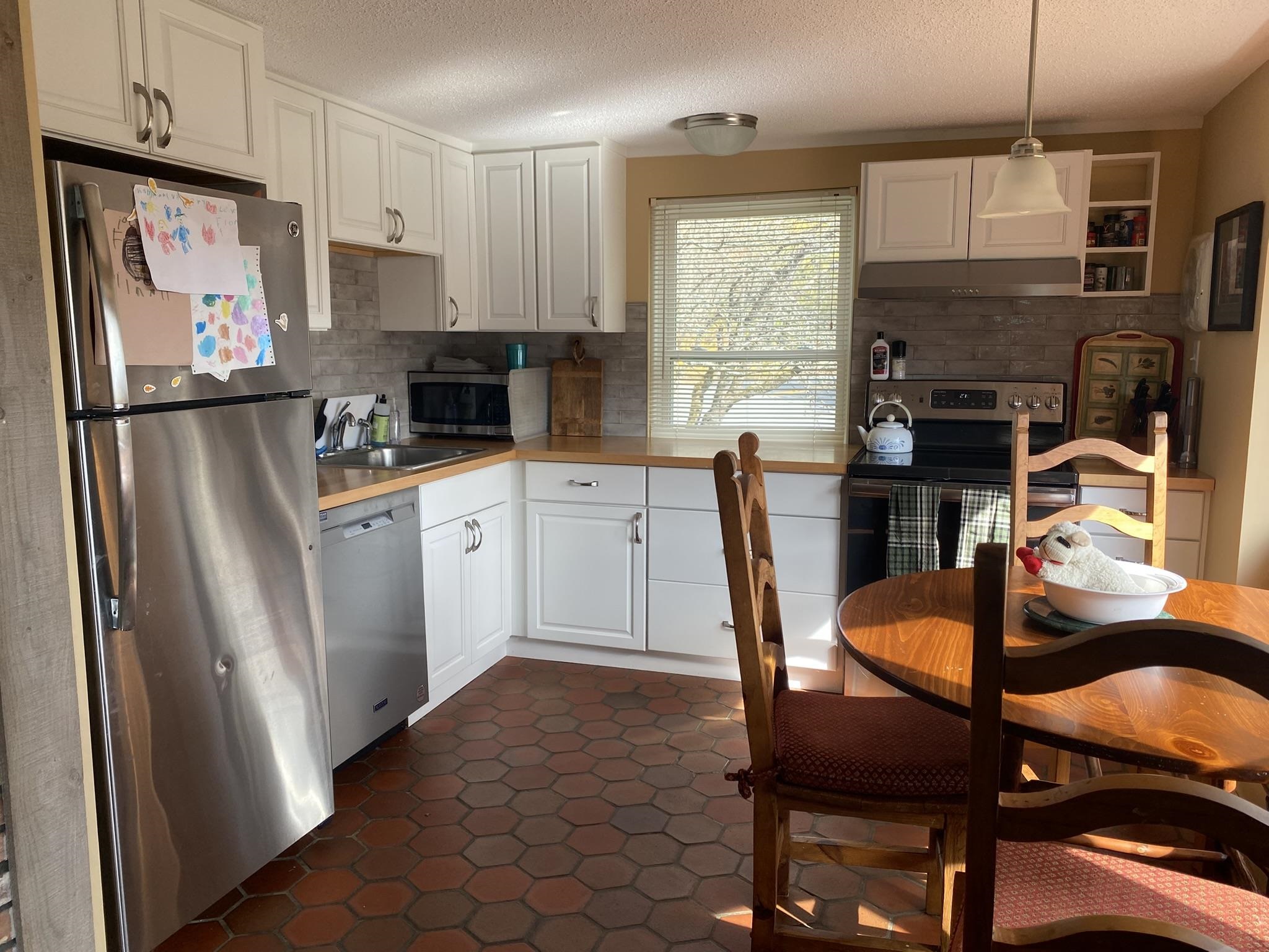 25 Upper Handle Road Property Photo 13