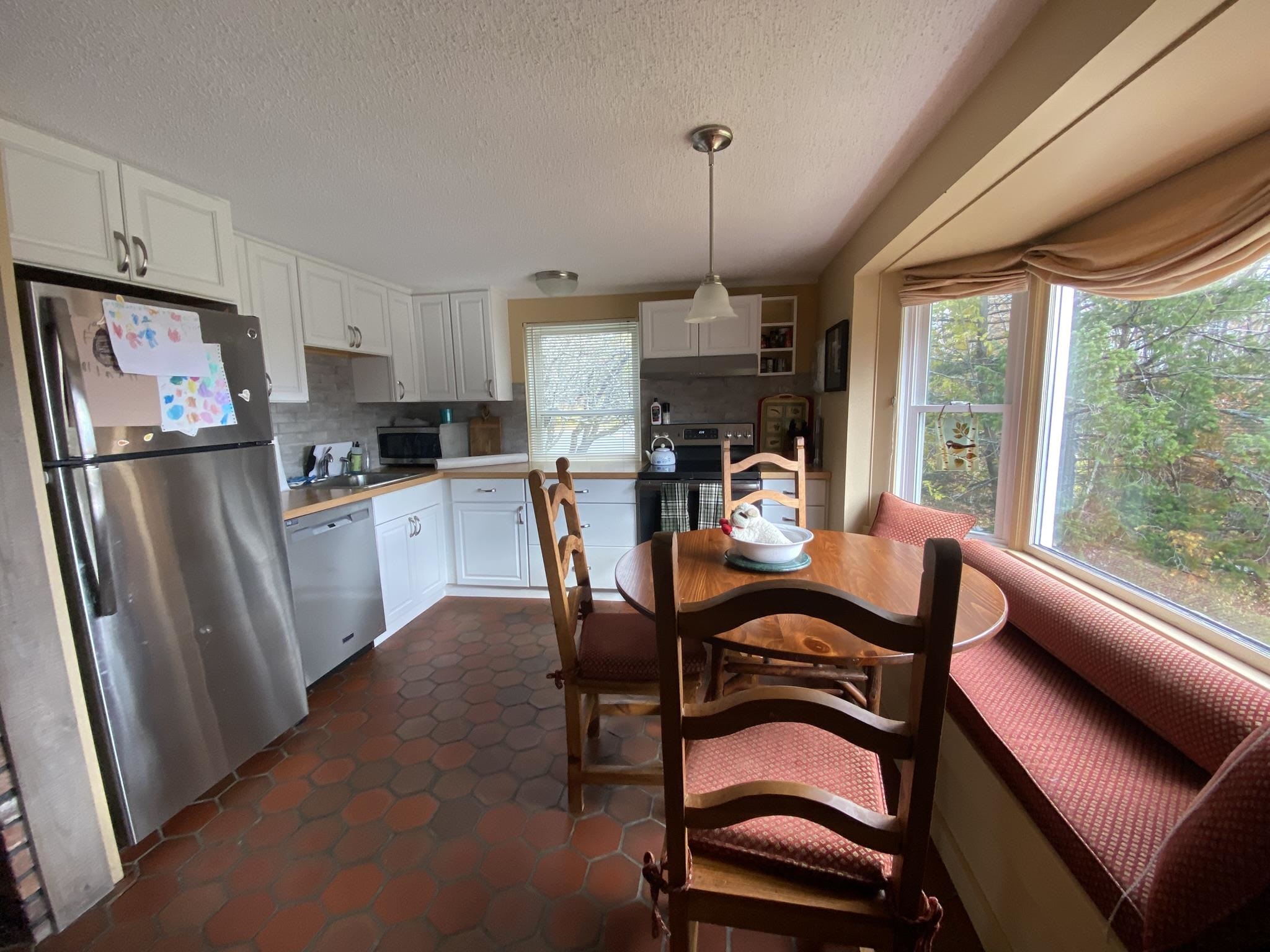 25 Upper Handle Road Property Photo 14