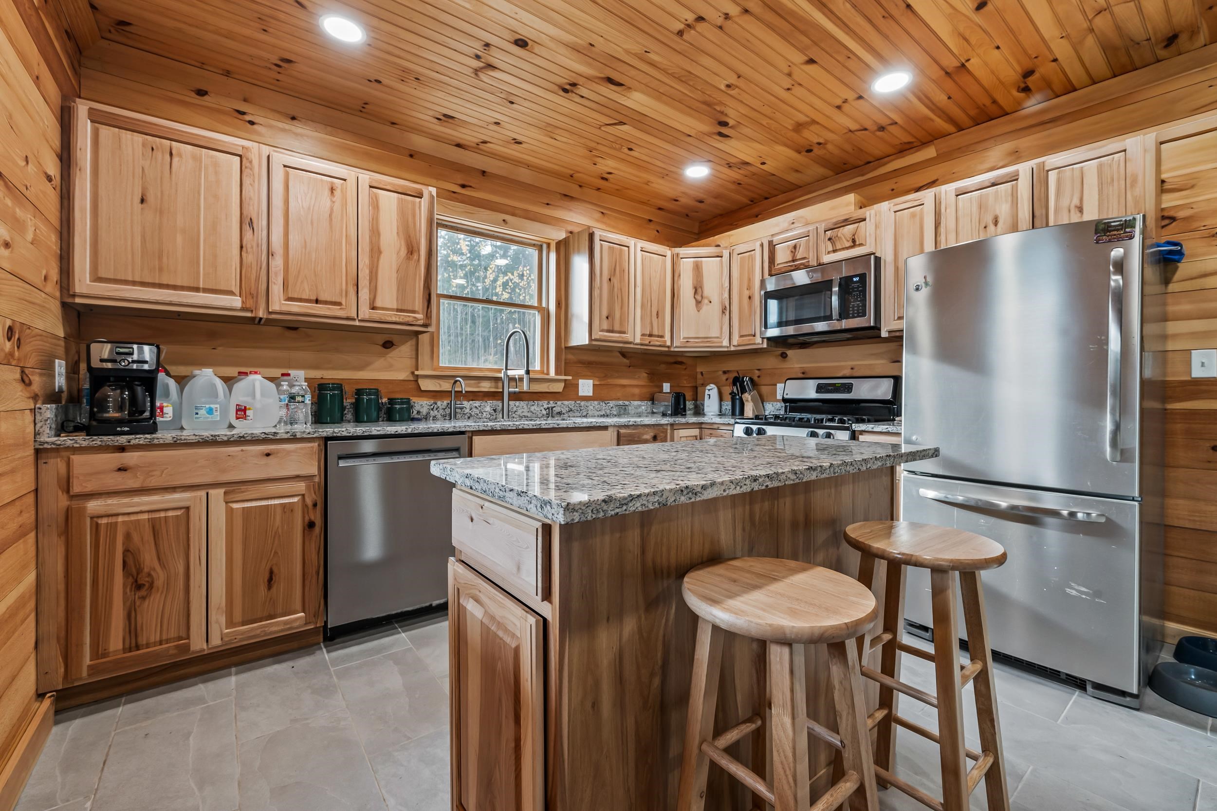 10 Pontook Estates Property Photo 2