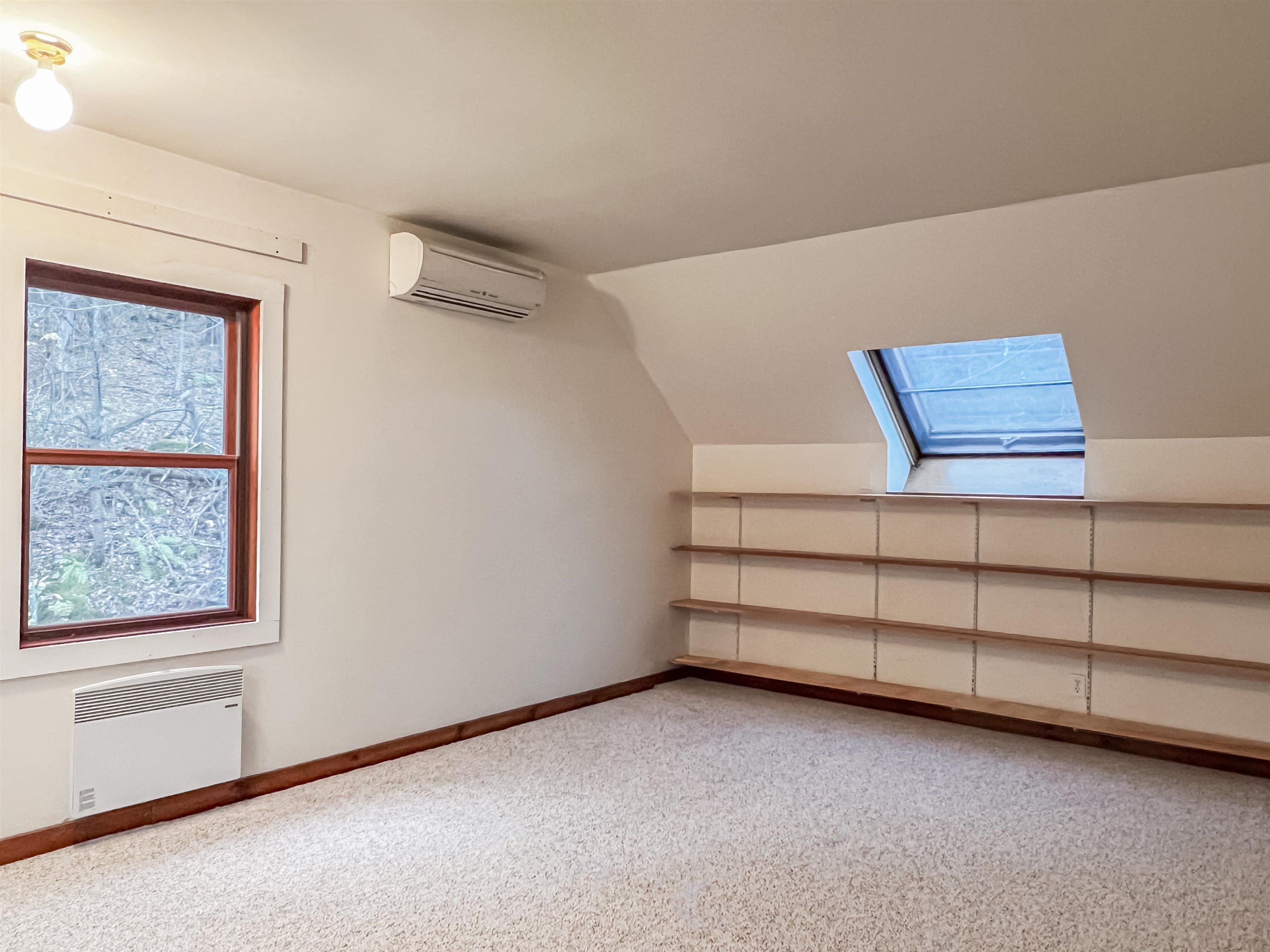 960 East Road Property Photo 17