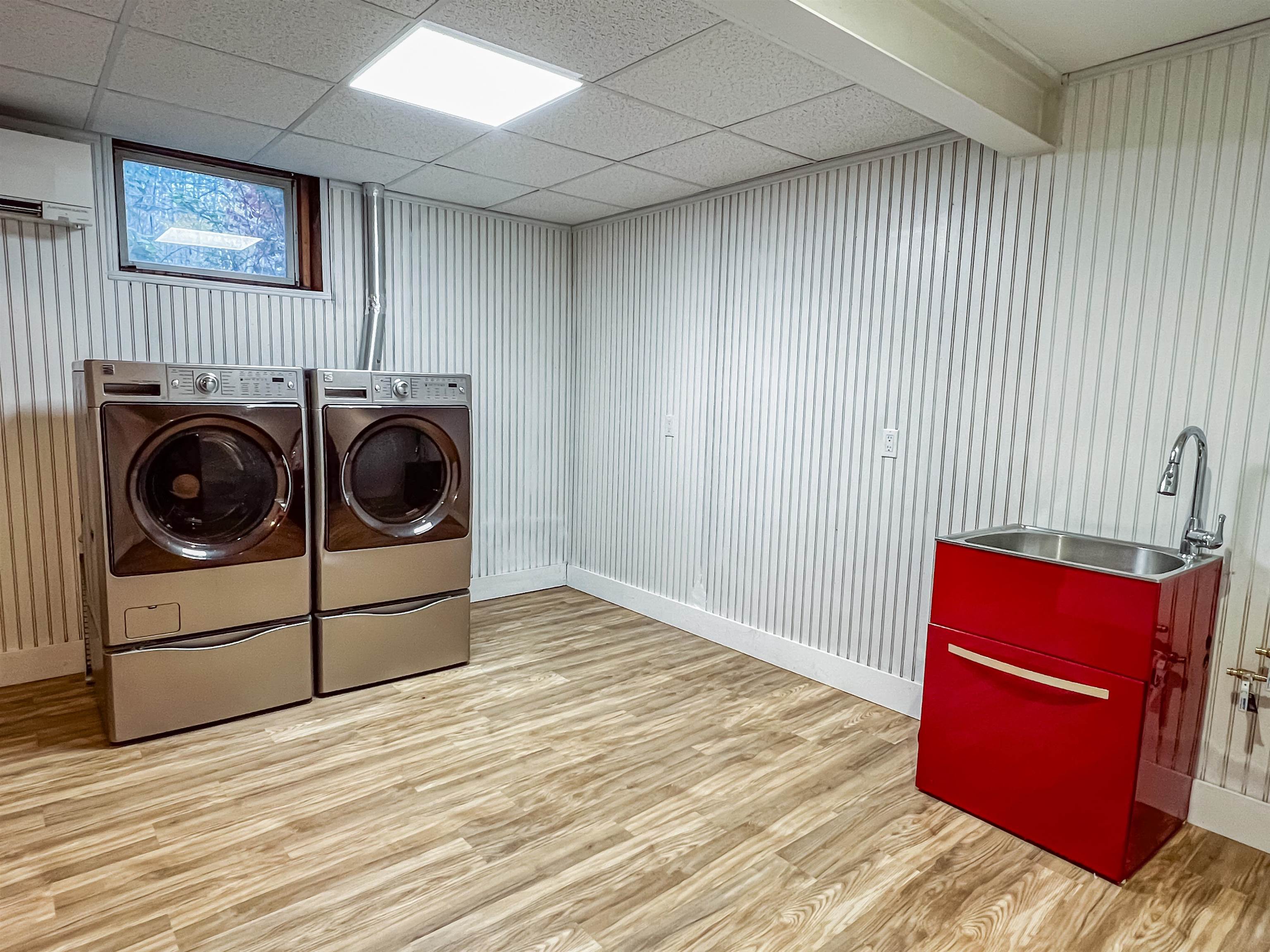 960 East Road Property Photo 19