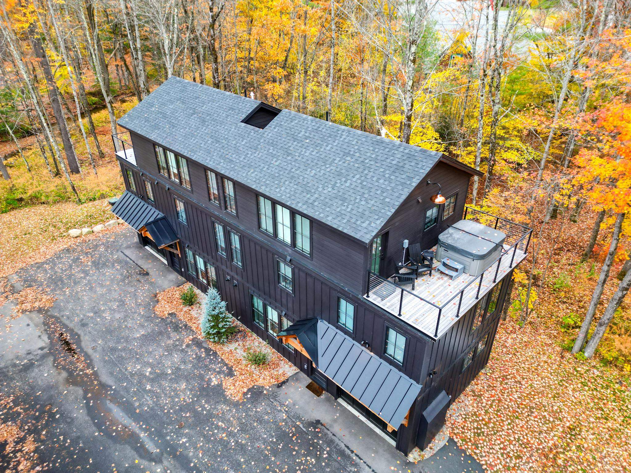 137 Skimobile Road Property Photo 3
