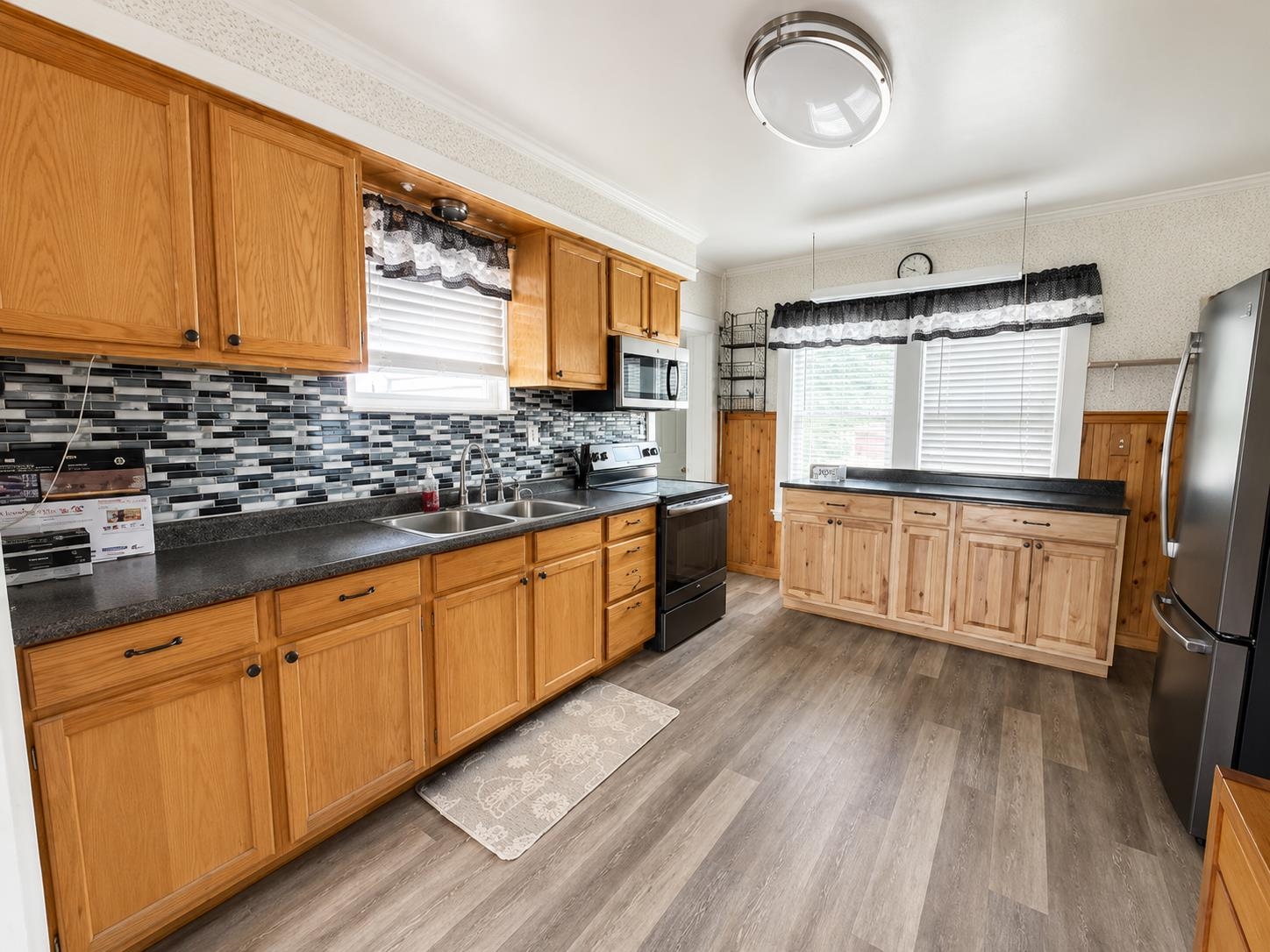 213 Hillside Avenue Property Photo 2