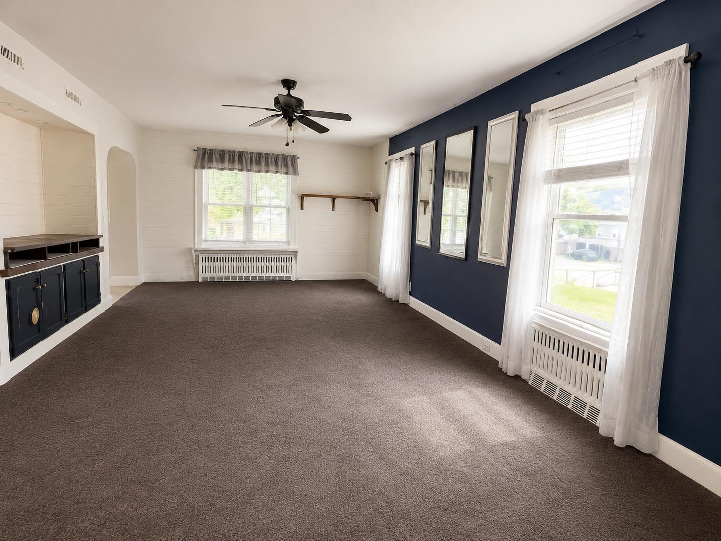 213 Hillside Avenue Property Photo 6