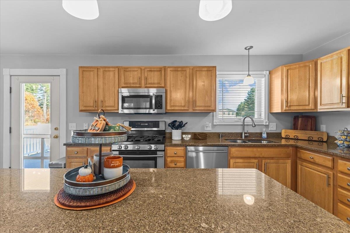 3 Gifted Road Property Photo 8