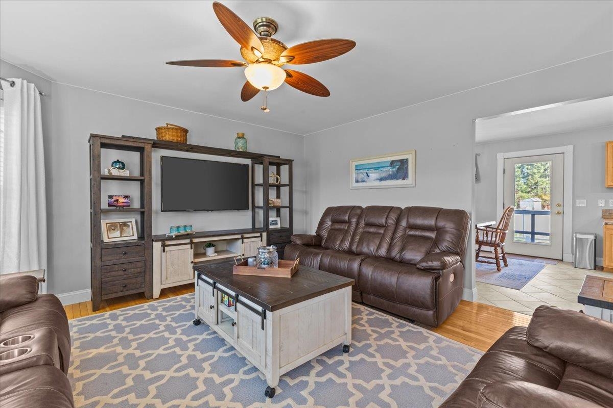 3 Gifted Road Property Photo 11