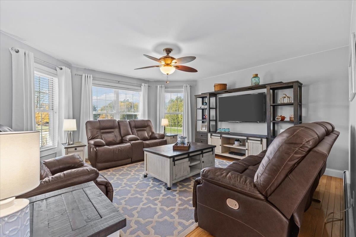 3 Gifted Road Property Photo 12