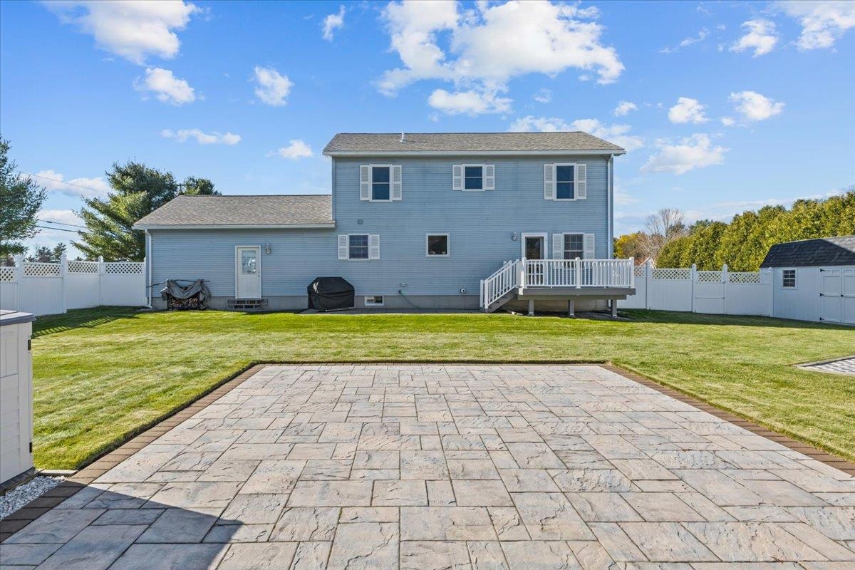 3 Gifted Road Property Photo 37