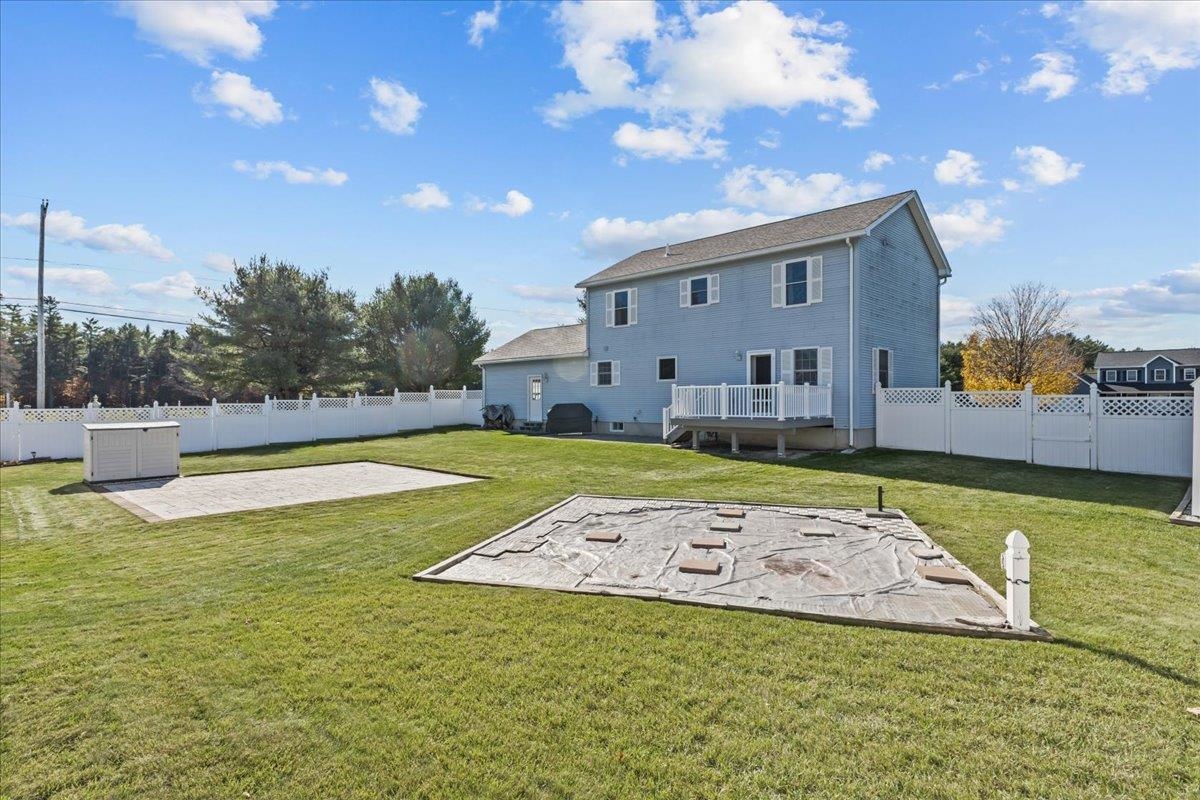 3 Gifted Road Property Photo 41