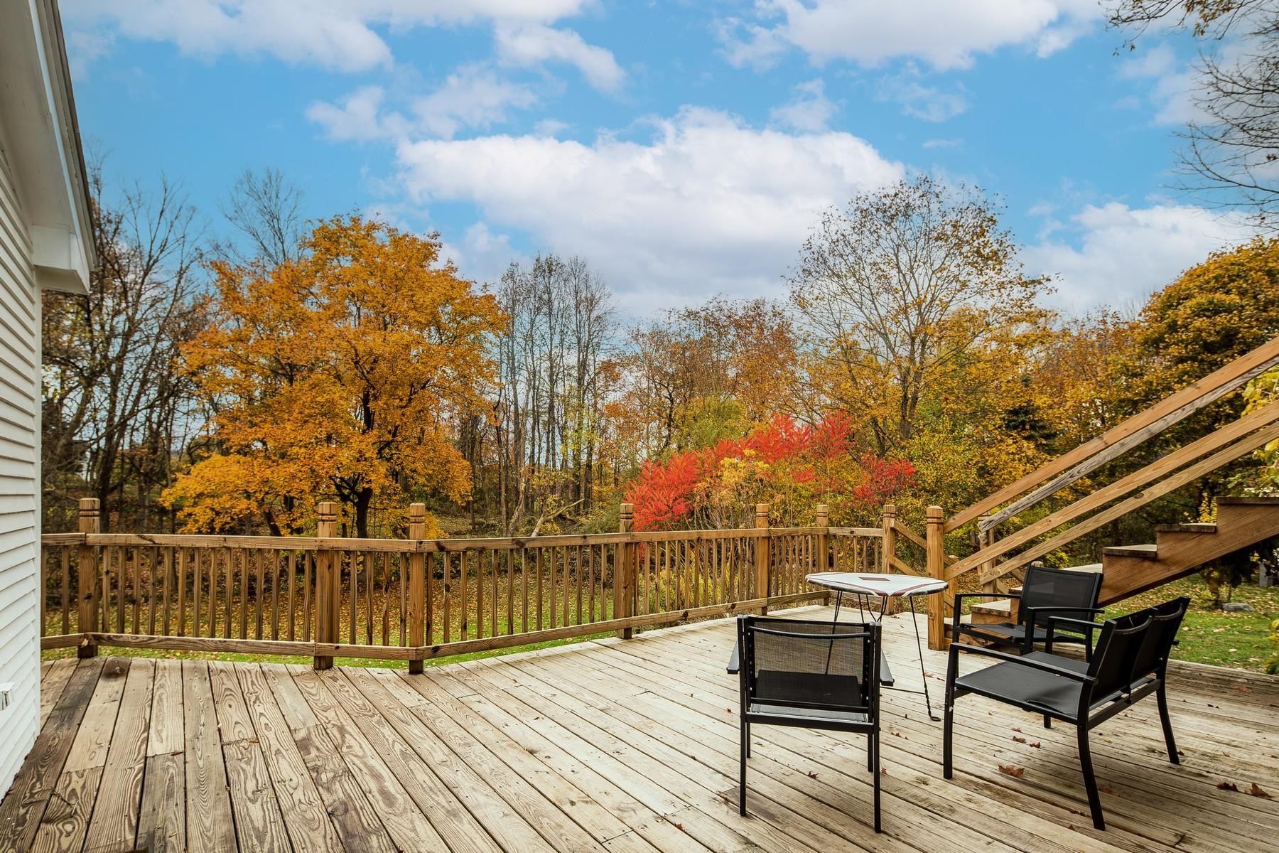 19 River Street Property Photo 16