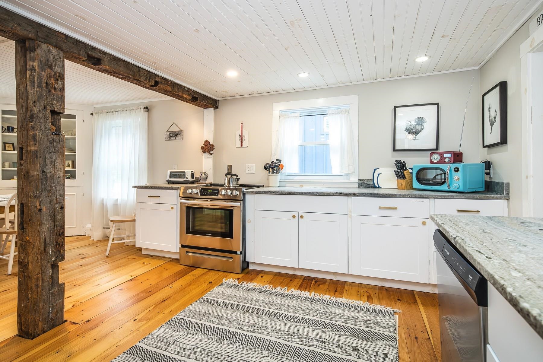 19 River Street Property Photo 25