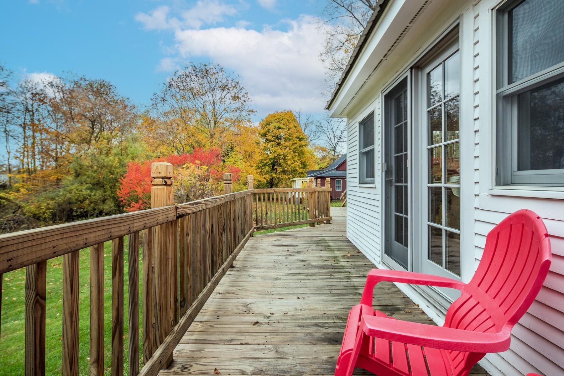 19 River Street Property Photo 37