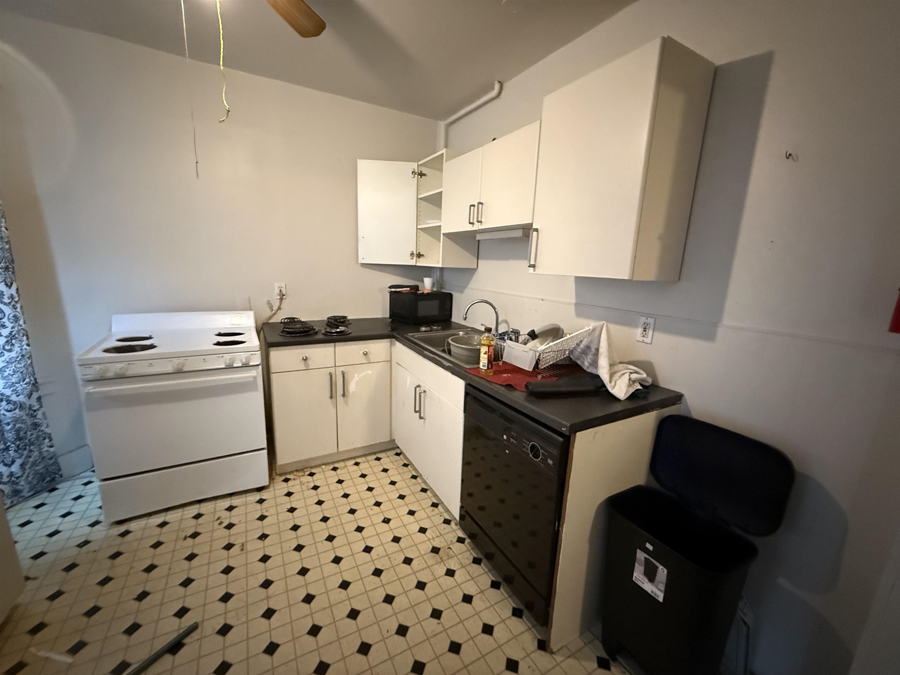 3 Wall Street Property Photo 2