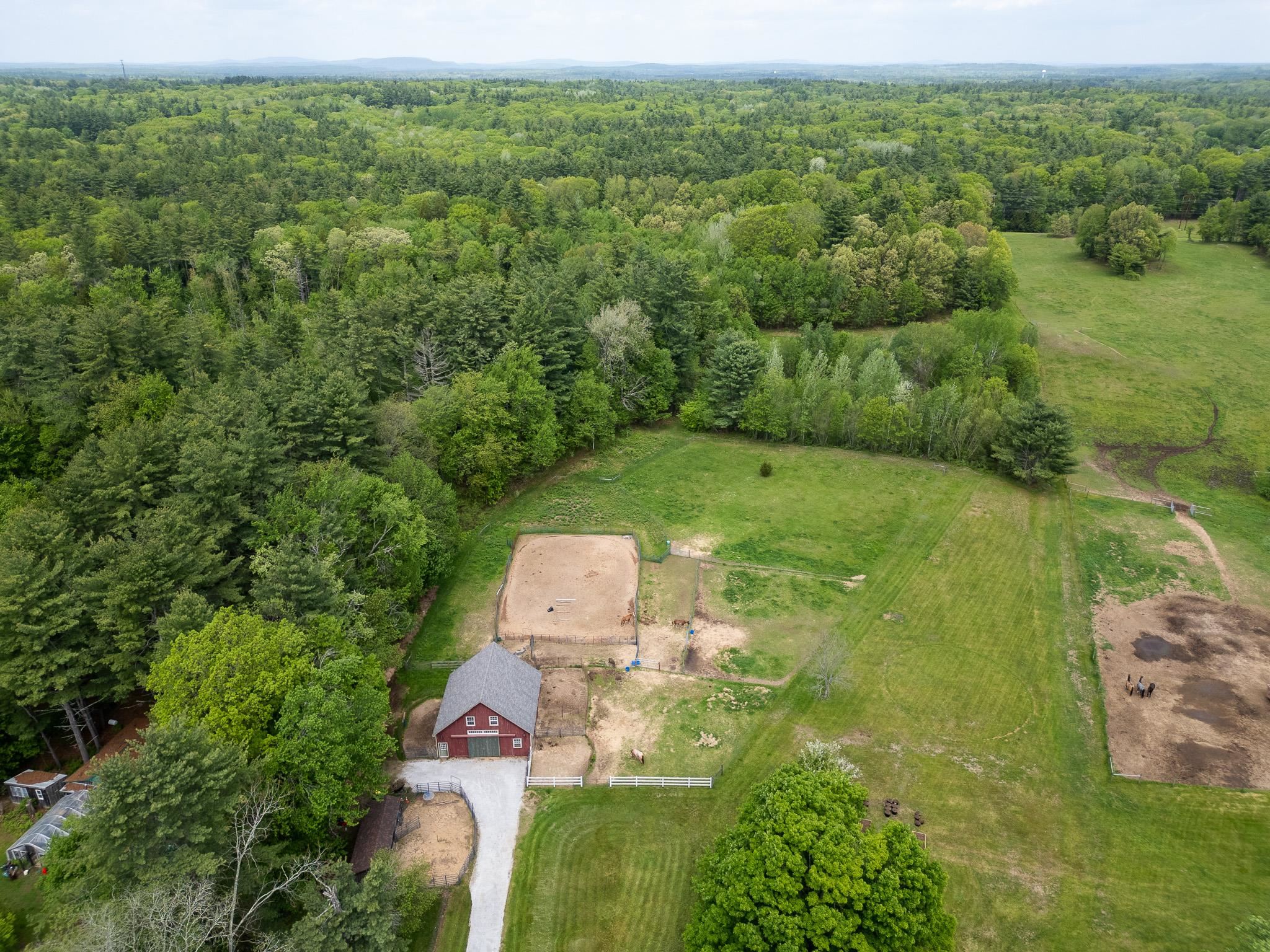 337 Middle Road Property Photo 19