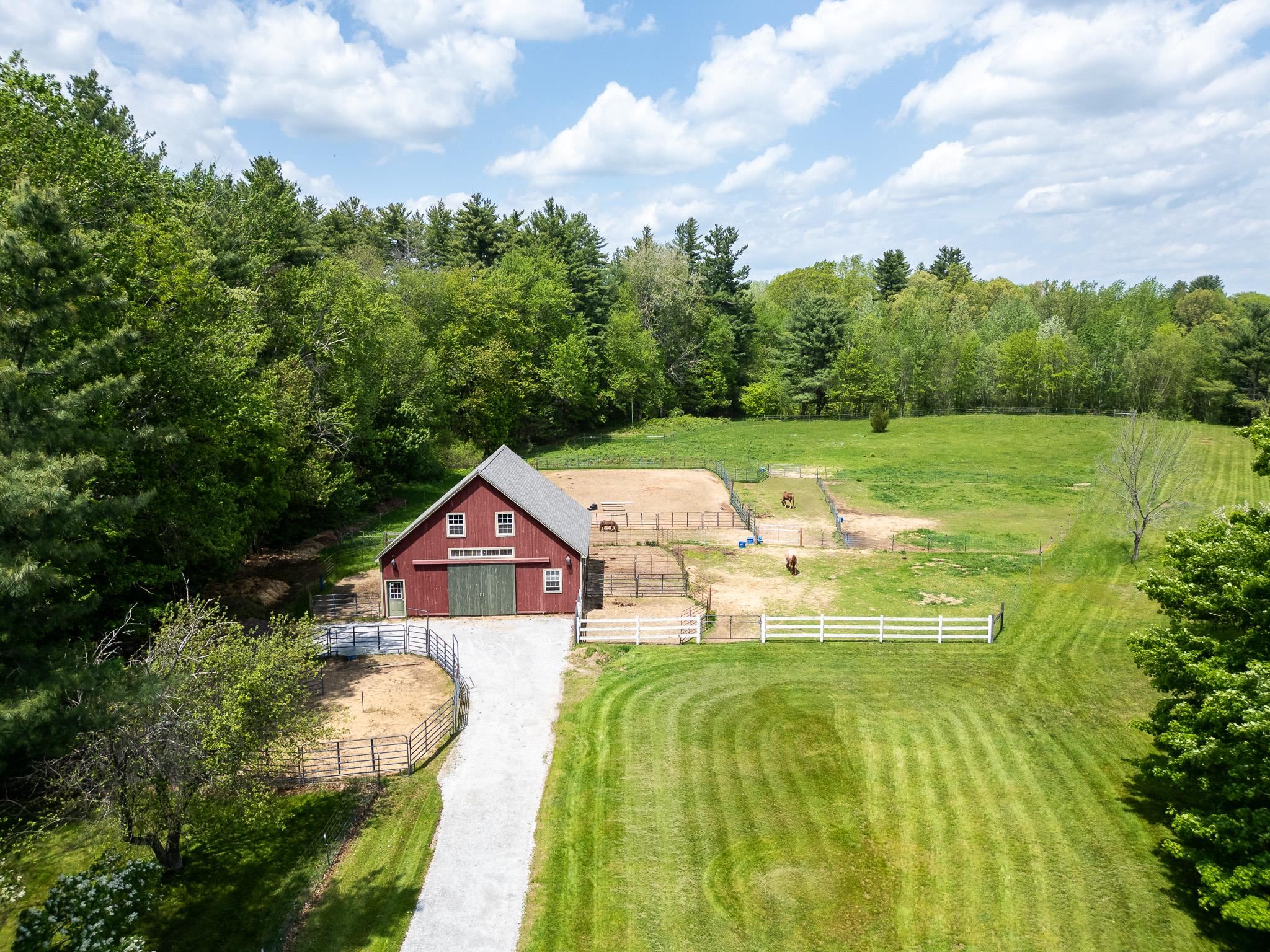 337 Middle Road Property Photo 59