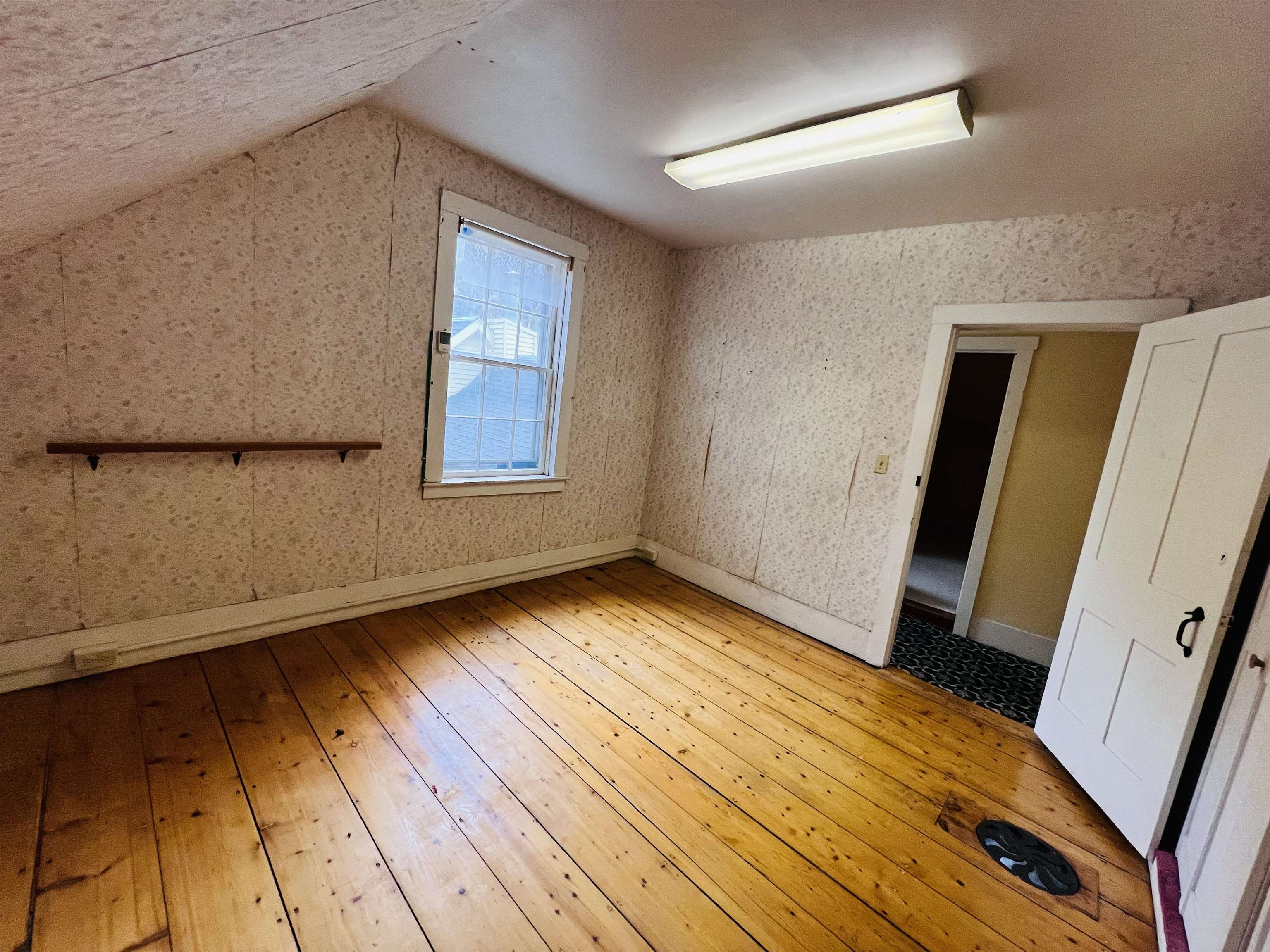 69 York Street Property Photo 37