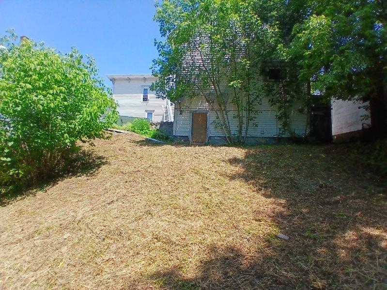 12 Pleasant Street Property Photo 5