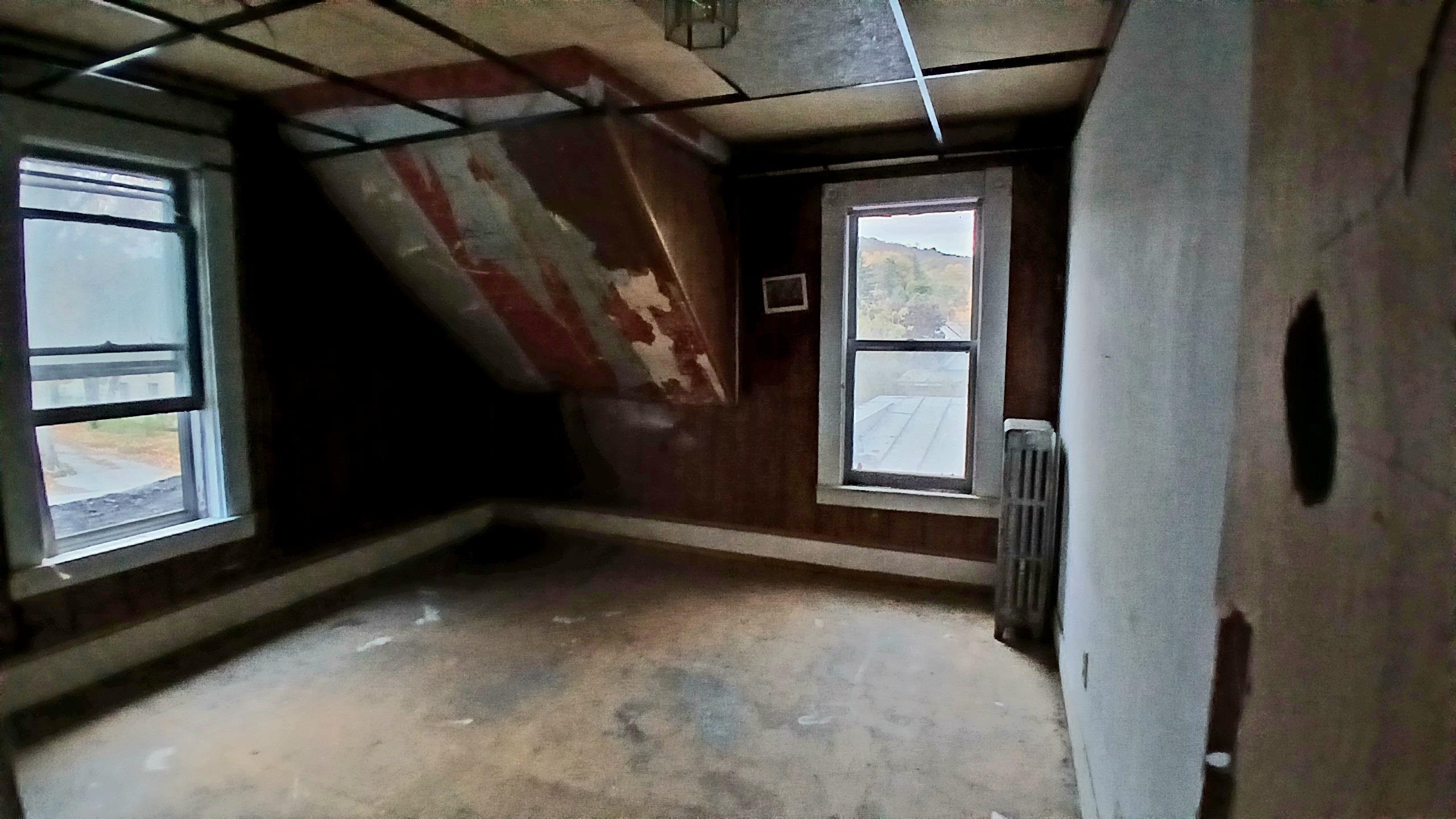 12 Pleasant Street Property Photo 28