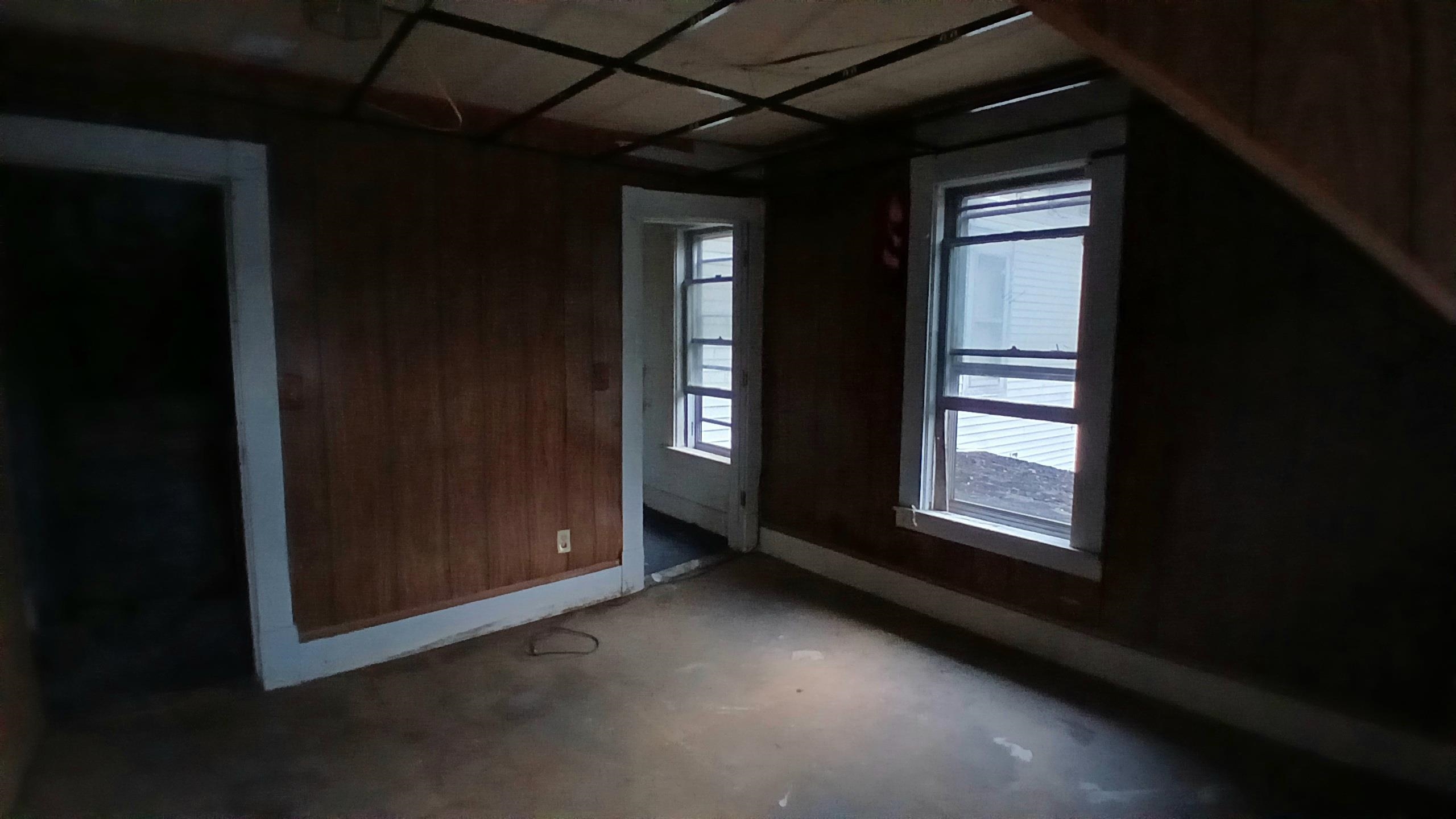 12 Pleasant Street Property Photo 29