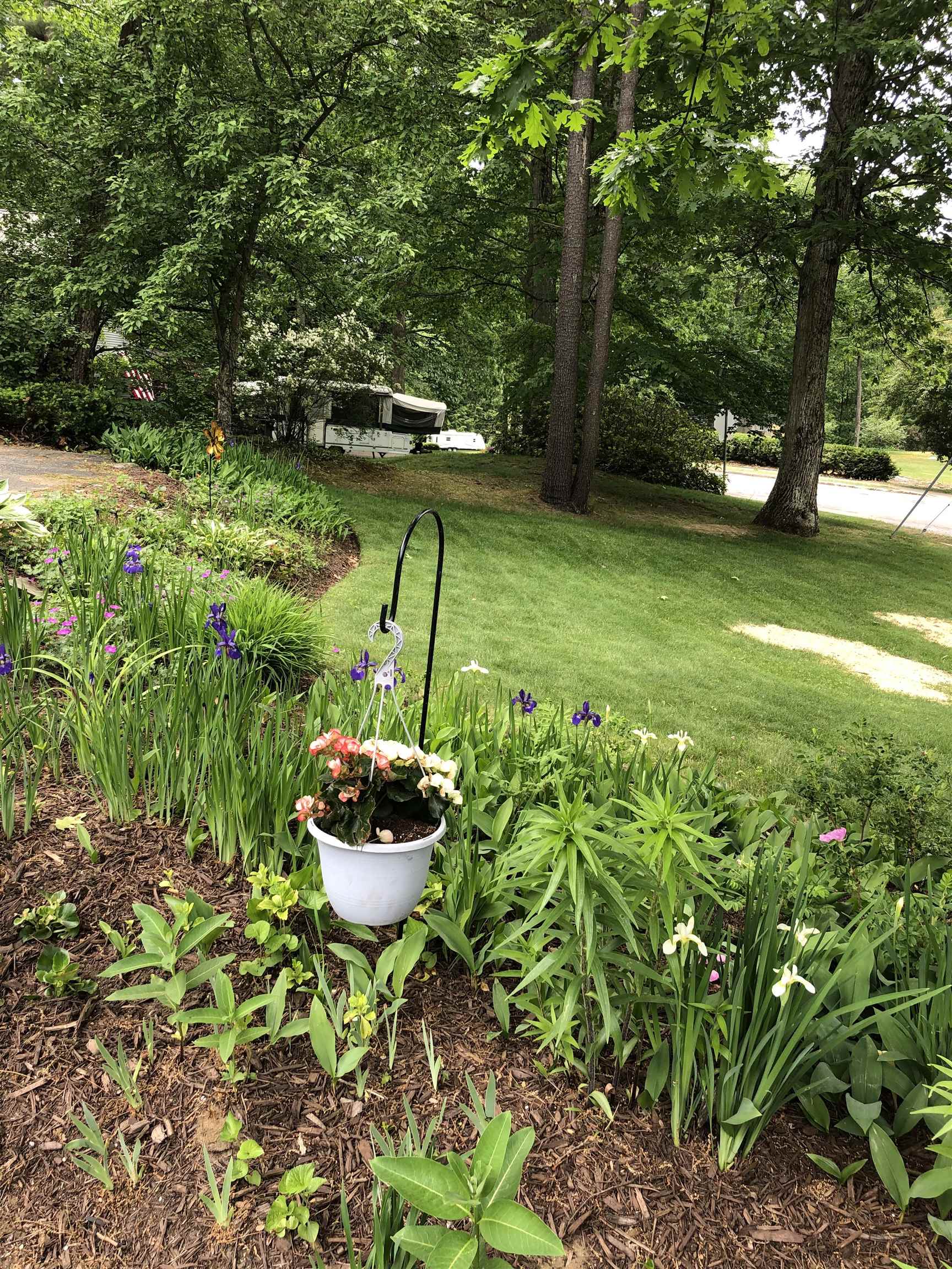 25 Greenbriar Drive Property Photo 1