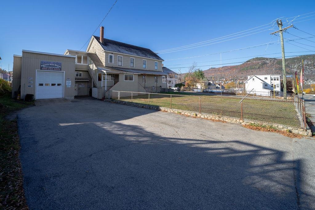534 Champlain Street Property Photo 2