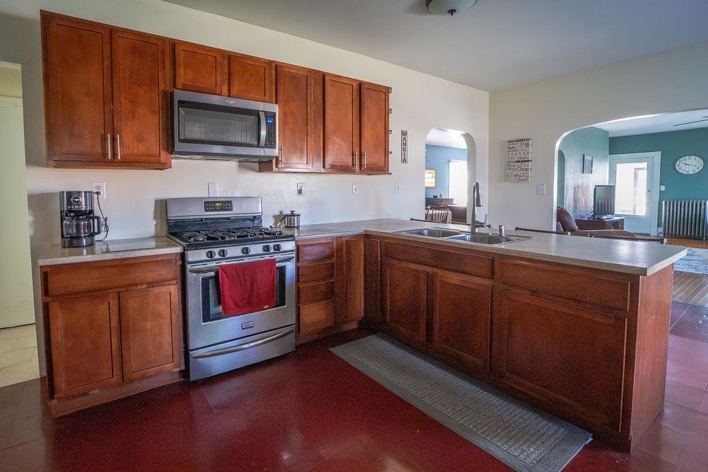 534 Champlain Street Property Photo 13