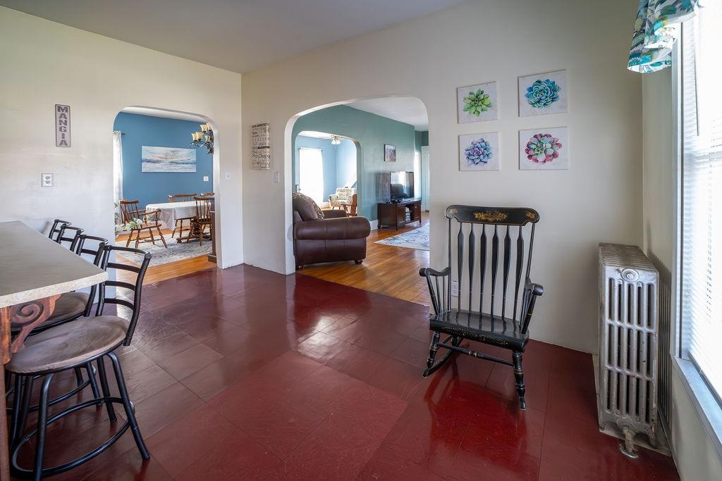 534 Champlain Street Property Photo 14