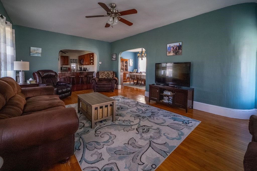 534 Champlain Street Property Photo 17