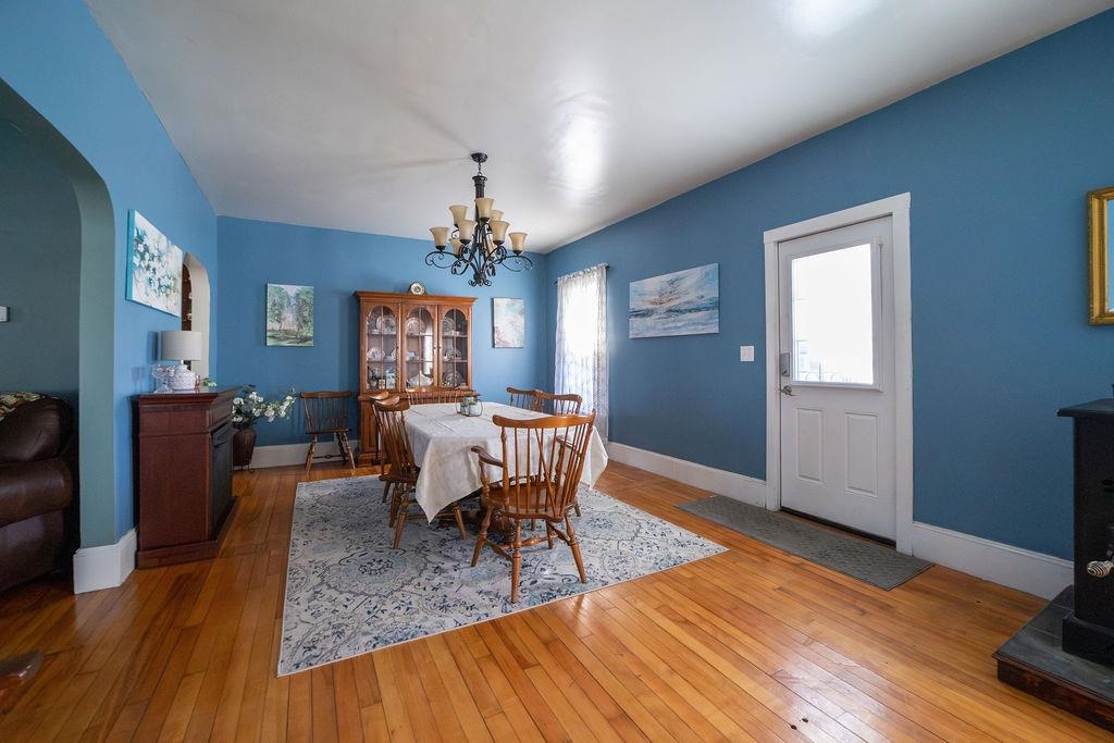 534 Champlain Street Property Photo 18