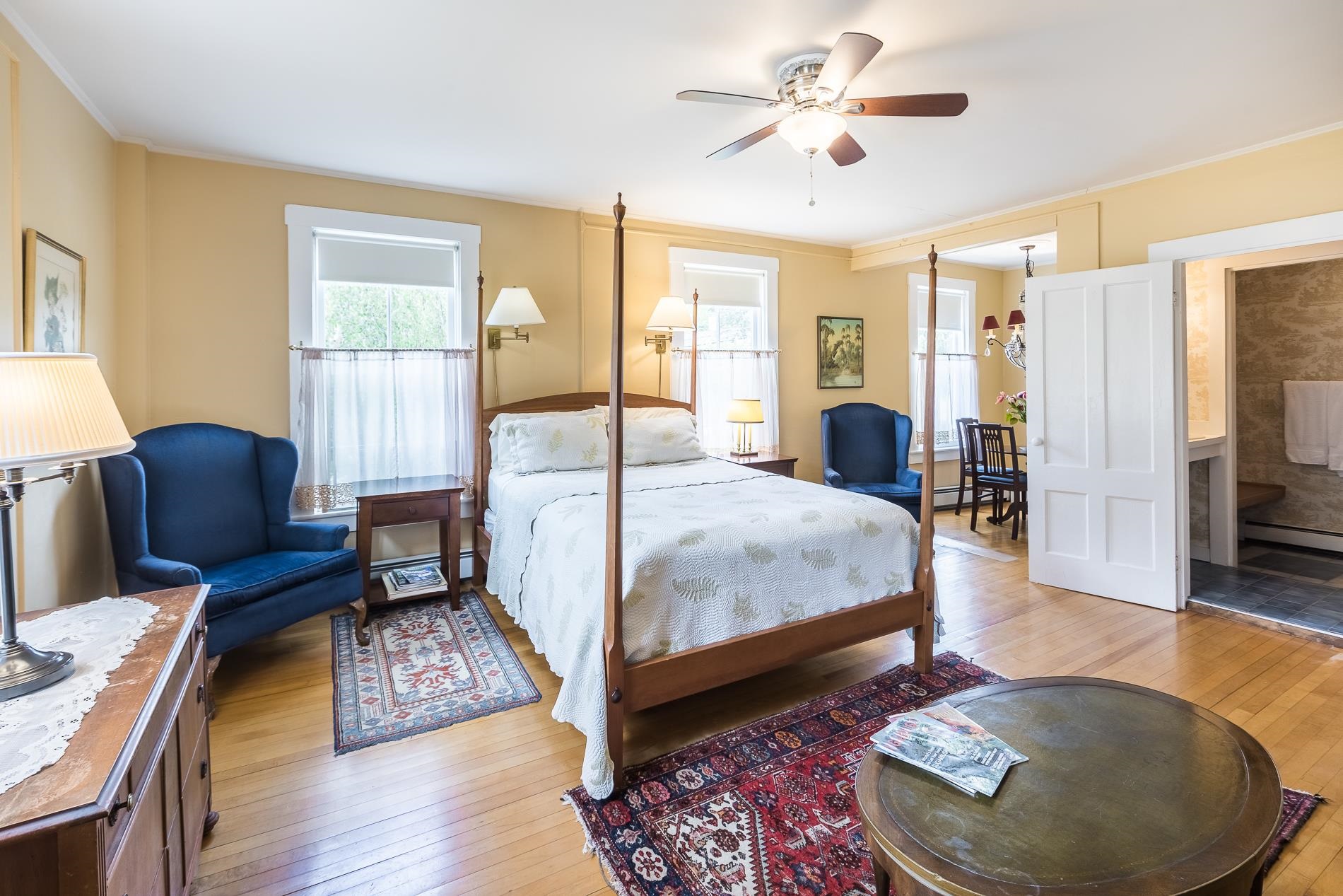 19 Huntington Place Property Photo 3