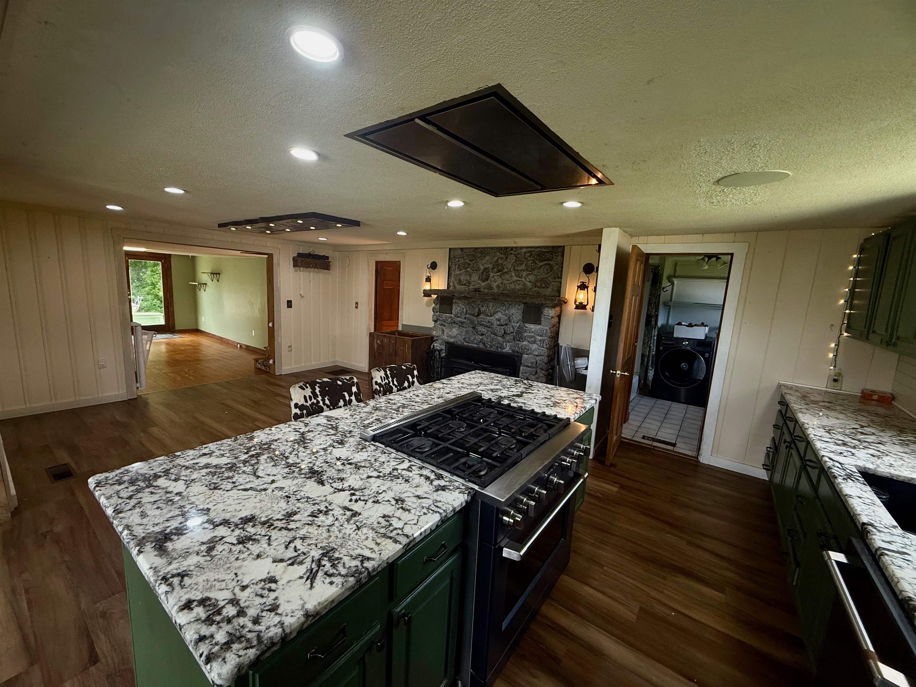 67 Lang Road Property Photo 9