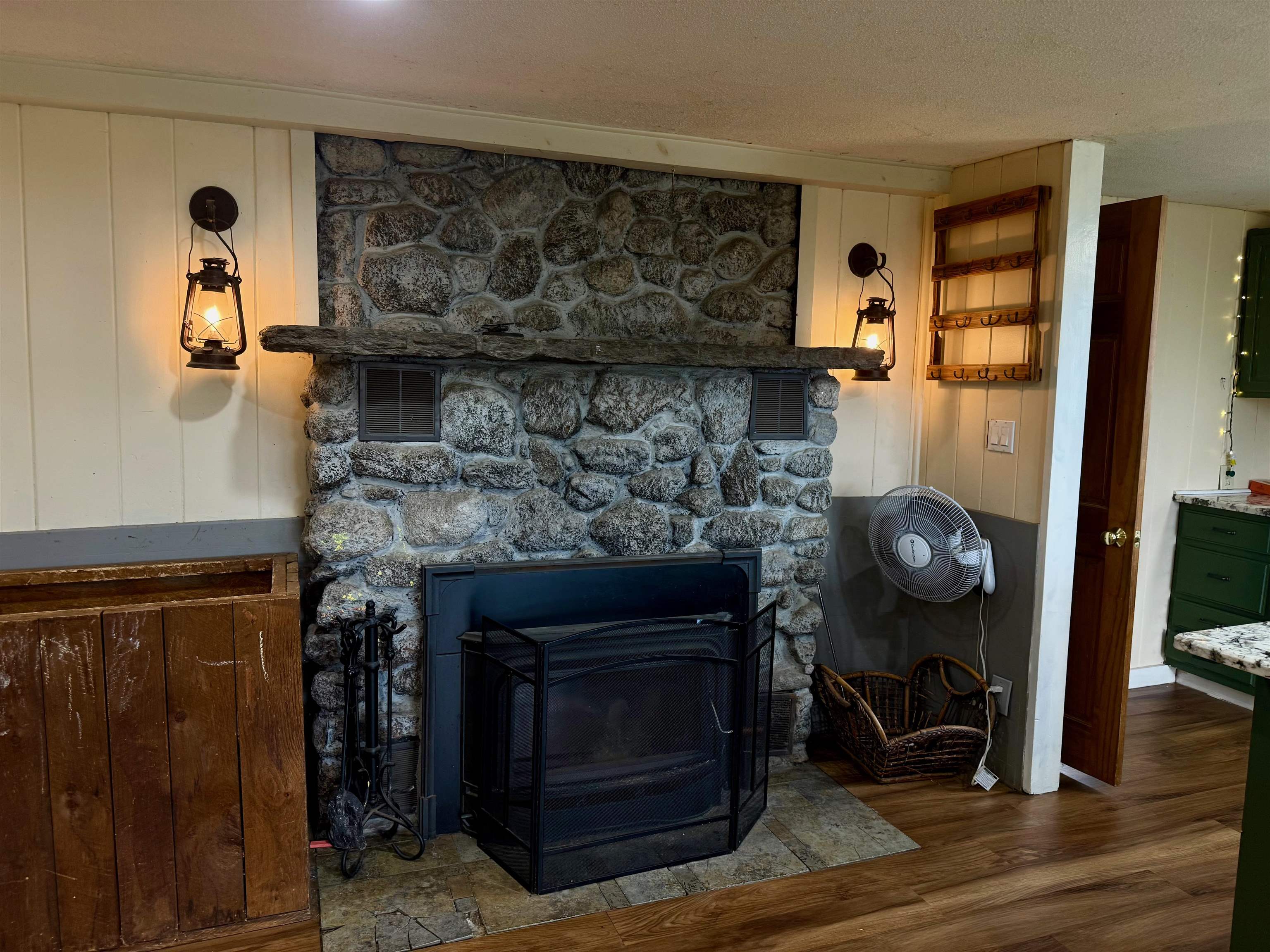 67 Lang Road Property Photo 14