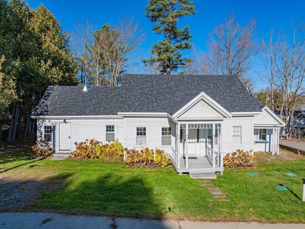 38 Beach Road Property Photo 1
