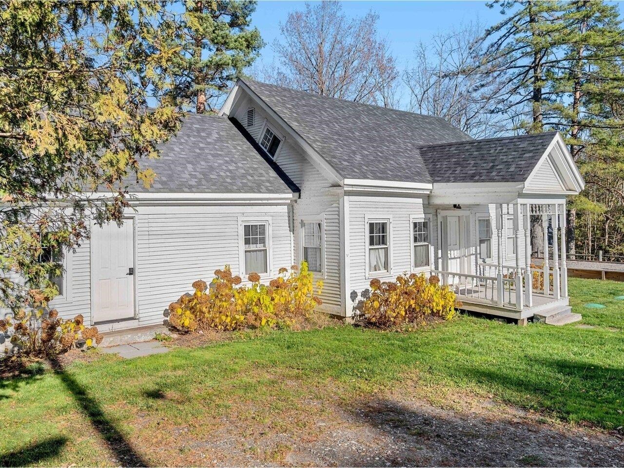 38 Beach Road Property Photo 3
