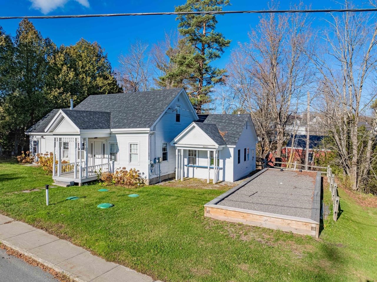 38 Beach Road Property Photo 6