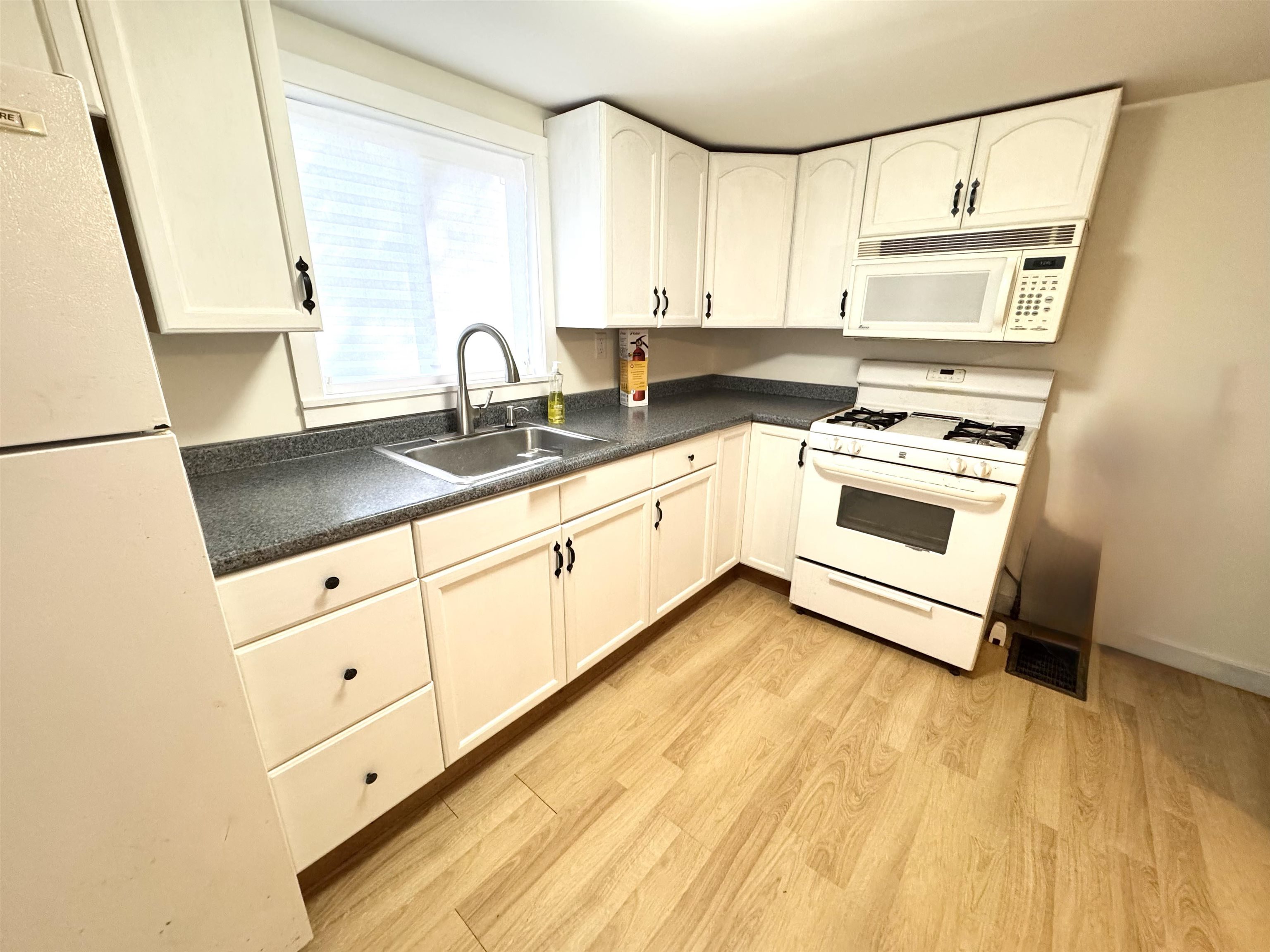 29 Markham Lane Property Photo 2