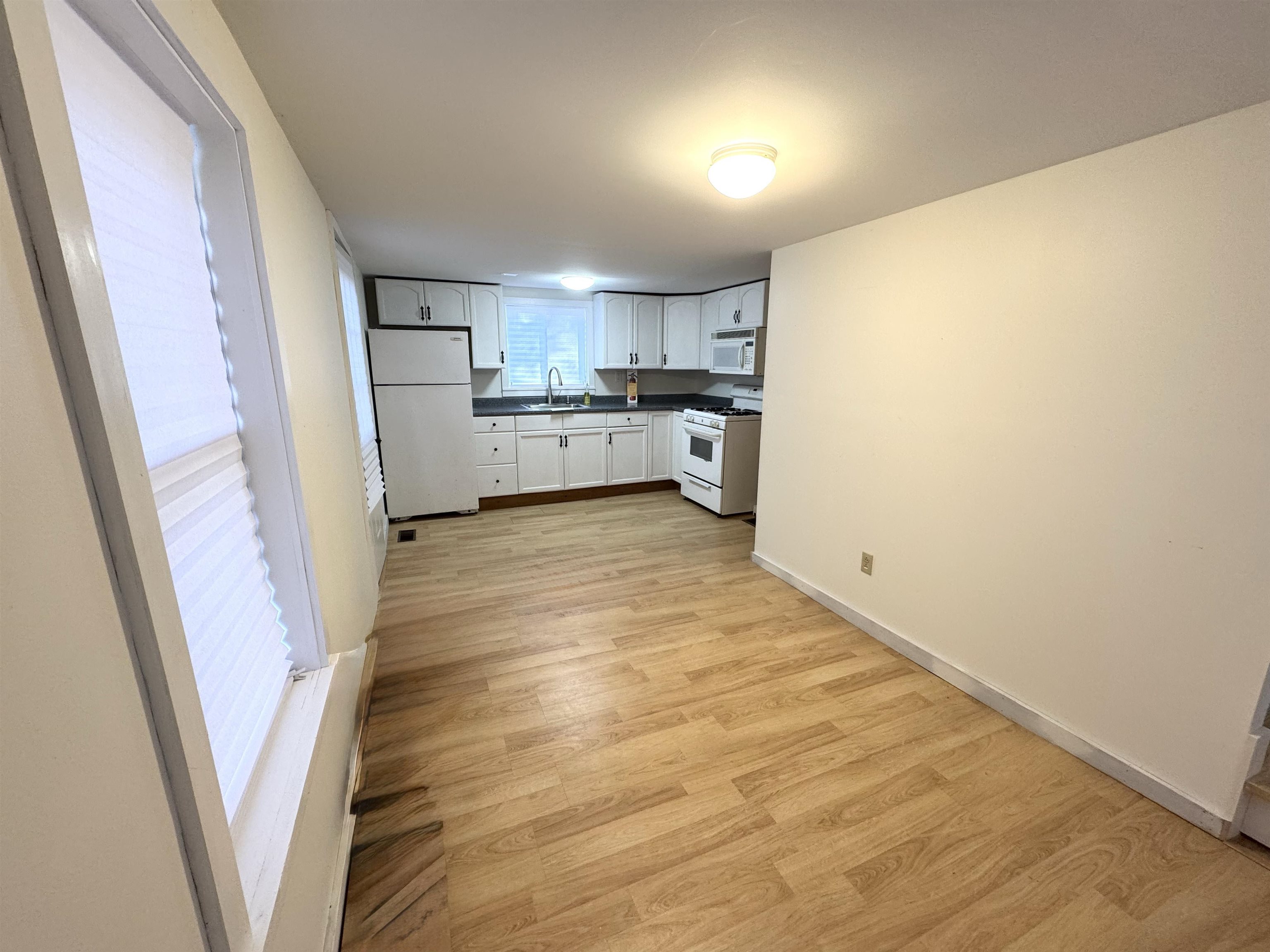 29 Markham Lane Property Photo 4