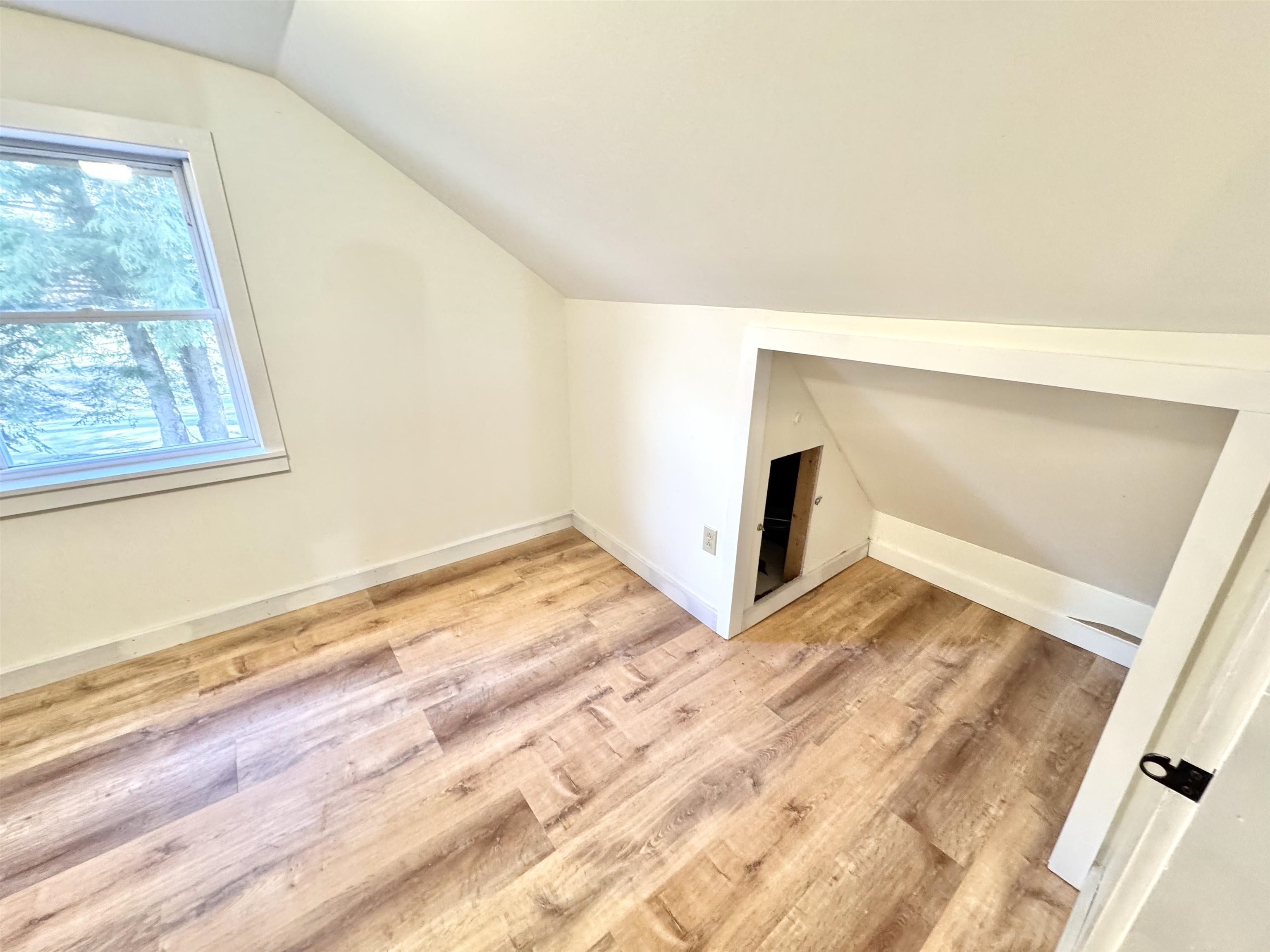 29 Markham Lane Property Photo 18